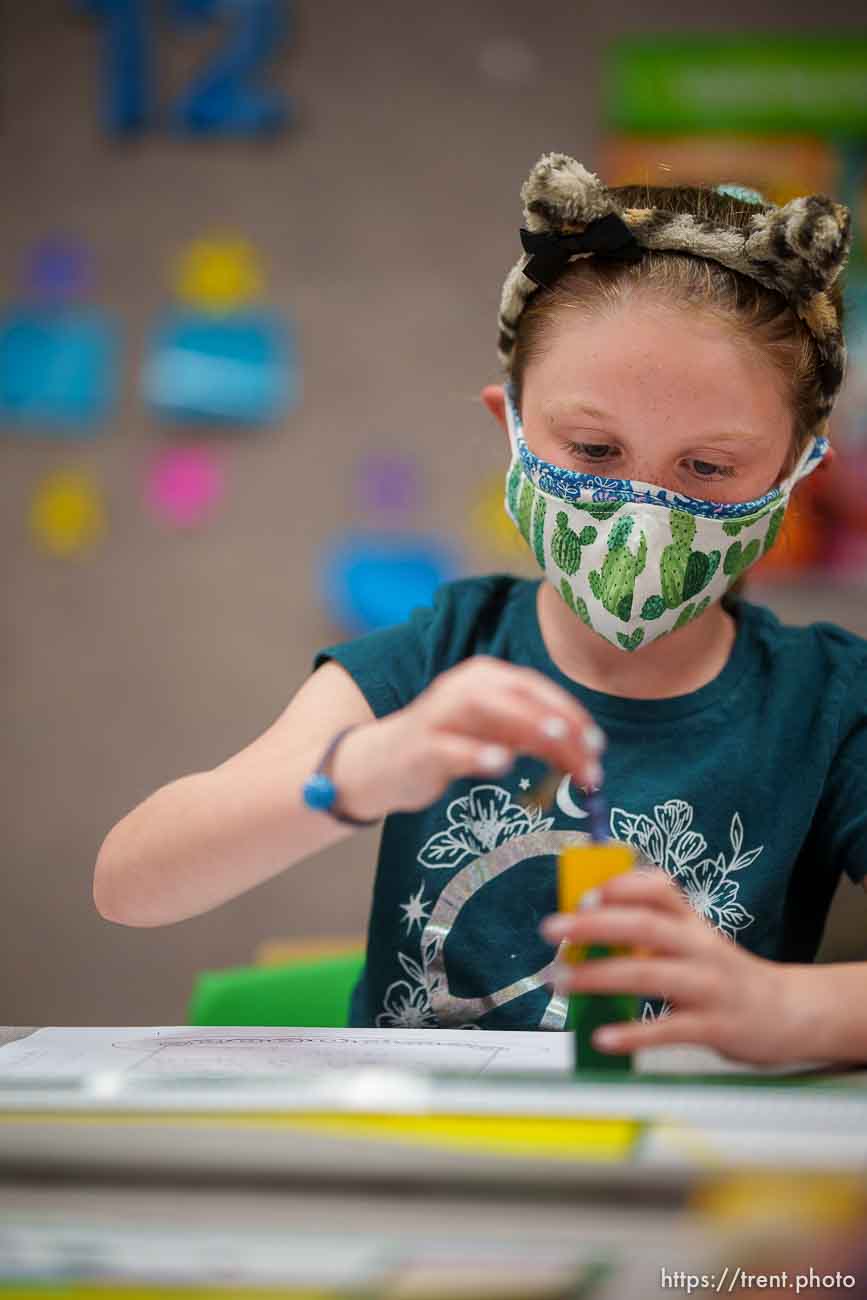 (Trent Nelson  |  The Salt Lake Tribune) Canyon View Elementary third grader Ellie Gorzny wearing a mask during class in Cottonwood Heights on Tuesday, May 18, 2021.