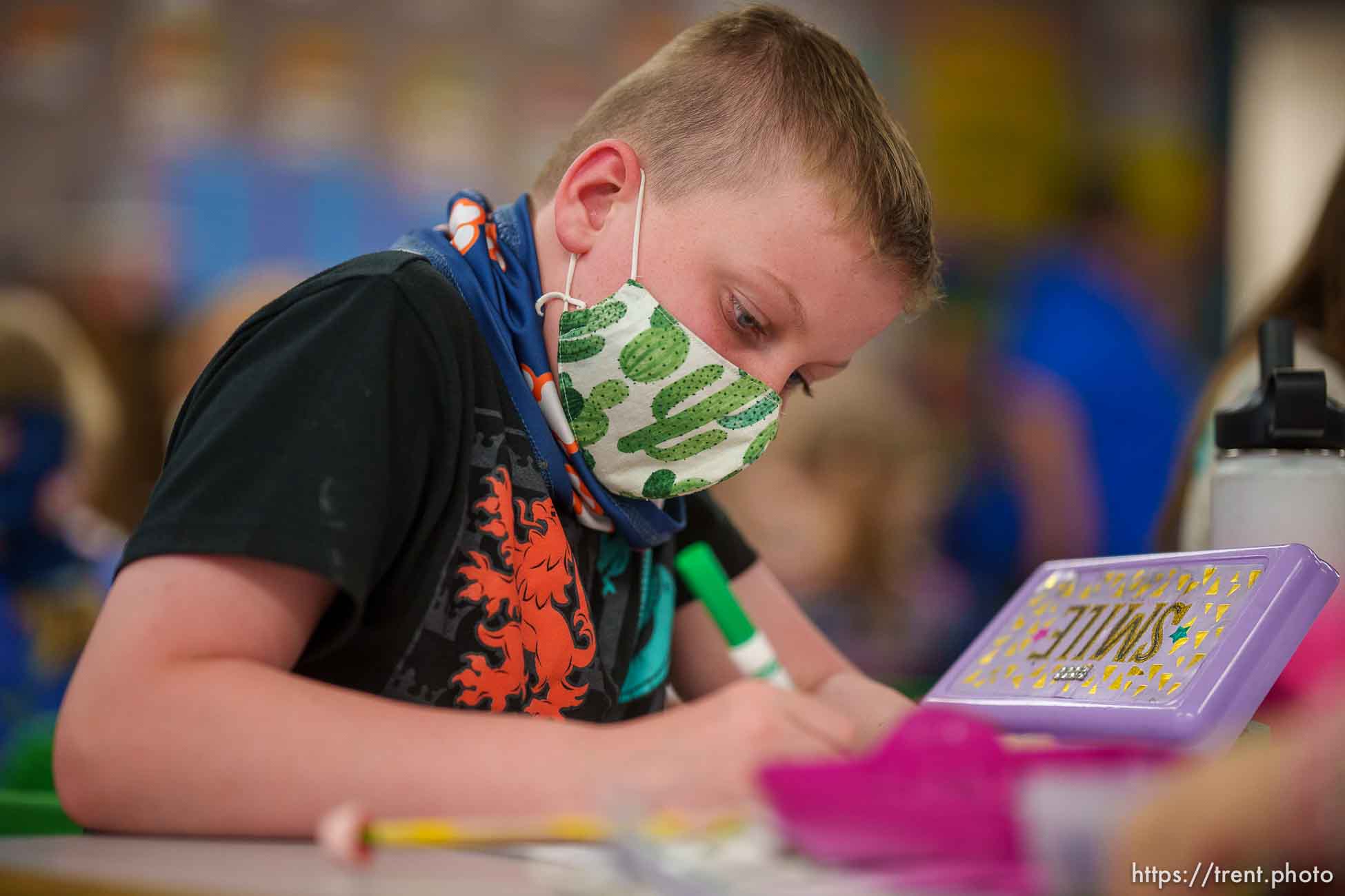 (Trent Nelson  |  The Salt Lake Tribune) Canyon View Elementary third grader Brody Ernest wearing a mask during class in Cottonwood Heights on Tuesday, May 18, 2021.