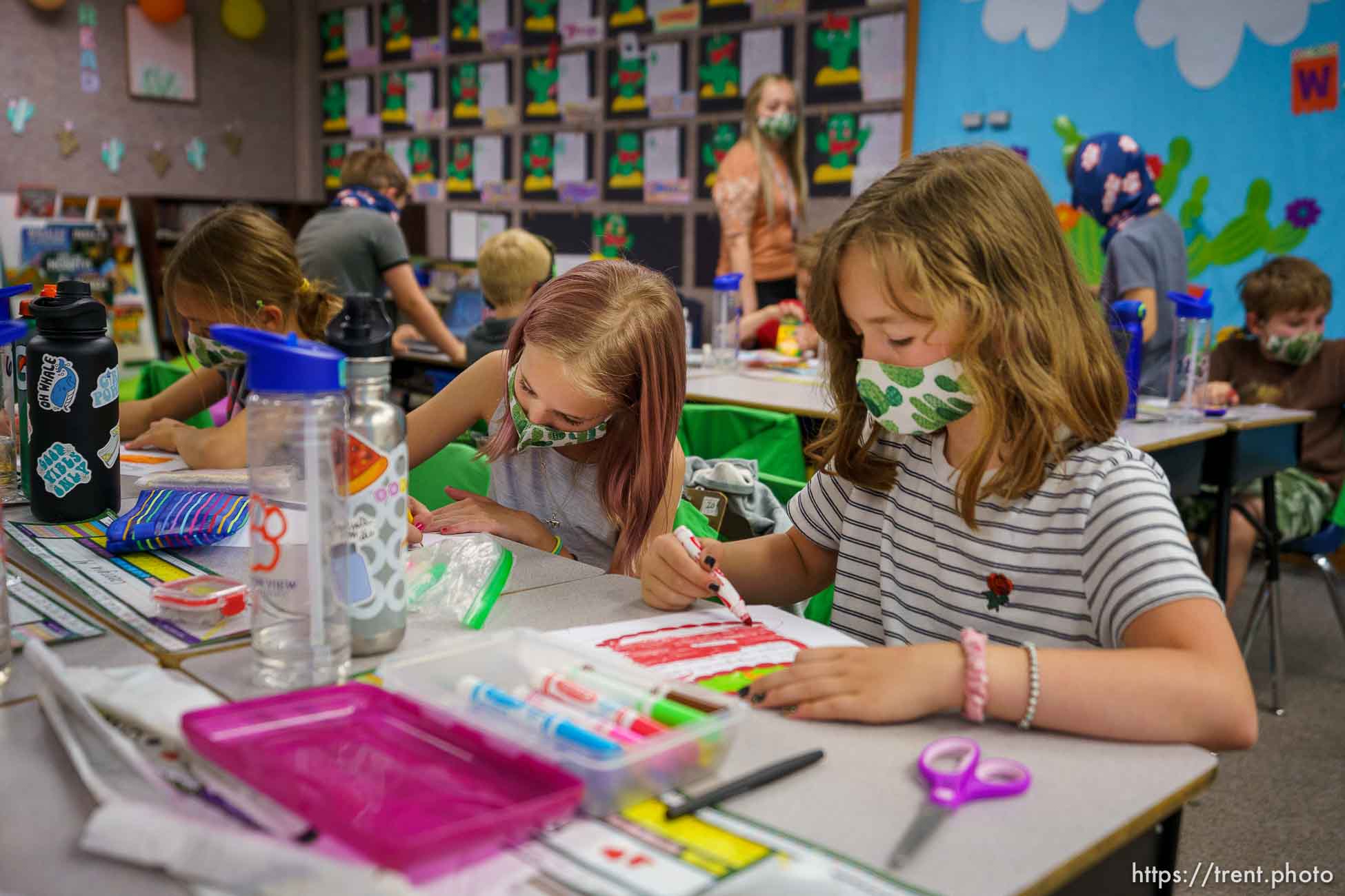 (Trent Nelson  |  The Salt Lake Tribune) Canyon View Elementary third grade students wear masks in class, in Cottonwood Heights on Tuesday, May 18, 2021.