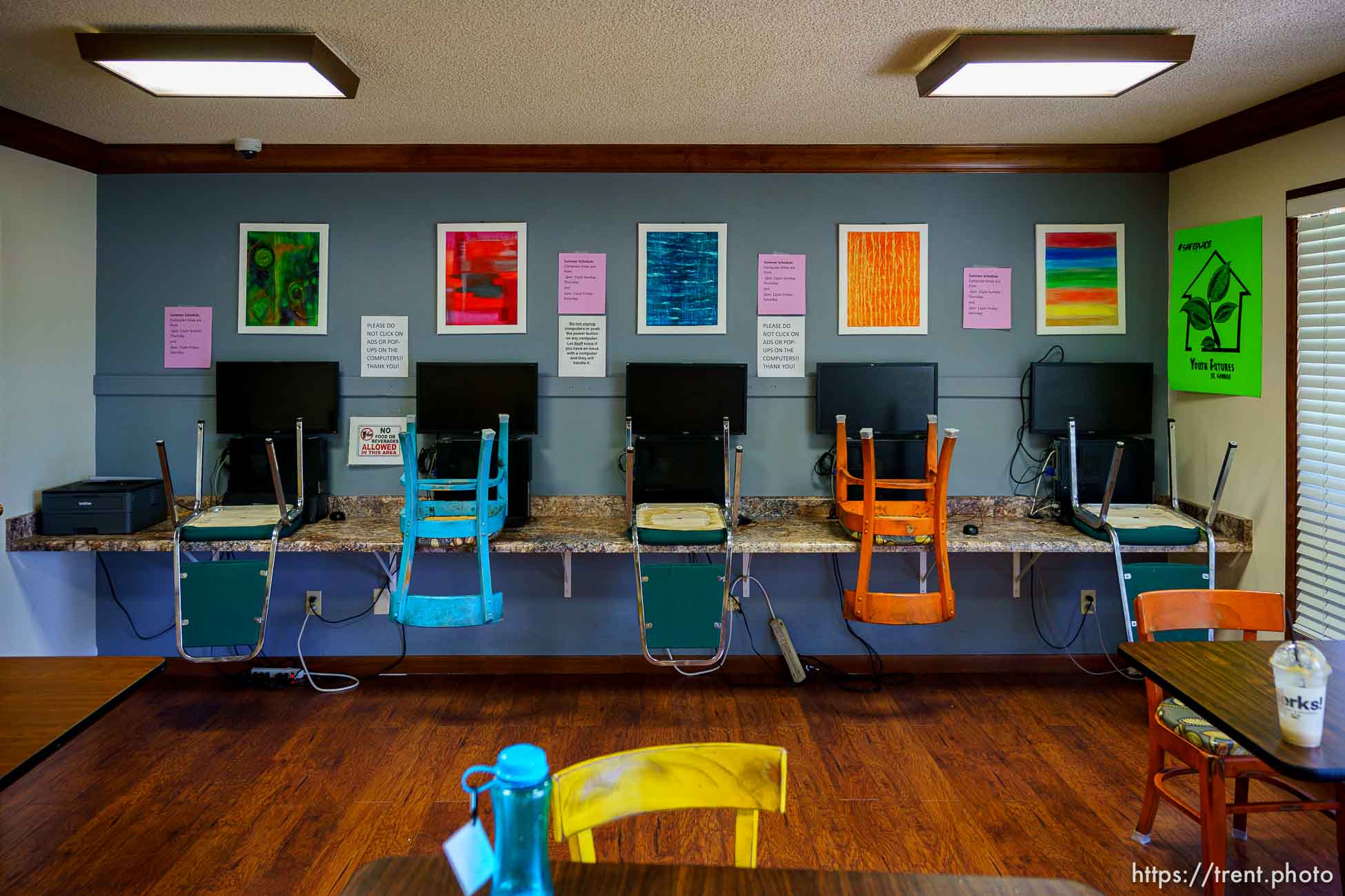 (Trent Nelson  |  The Salt Lake Tribune) Computer stations at the St. George Youth Futures shelter on Thursday, June 10, 2021.