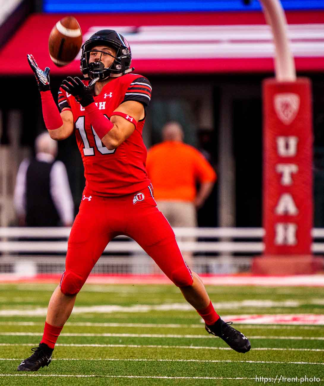 (Trent Nelson  |  The Salt Lake Tribune) Utah Utes wide receiver Britain Covey (18) catches a punt as the Utah Utes host the Weber State Wildcats in Salt Lake City on Thursday, Sept. 2, 2021.