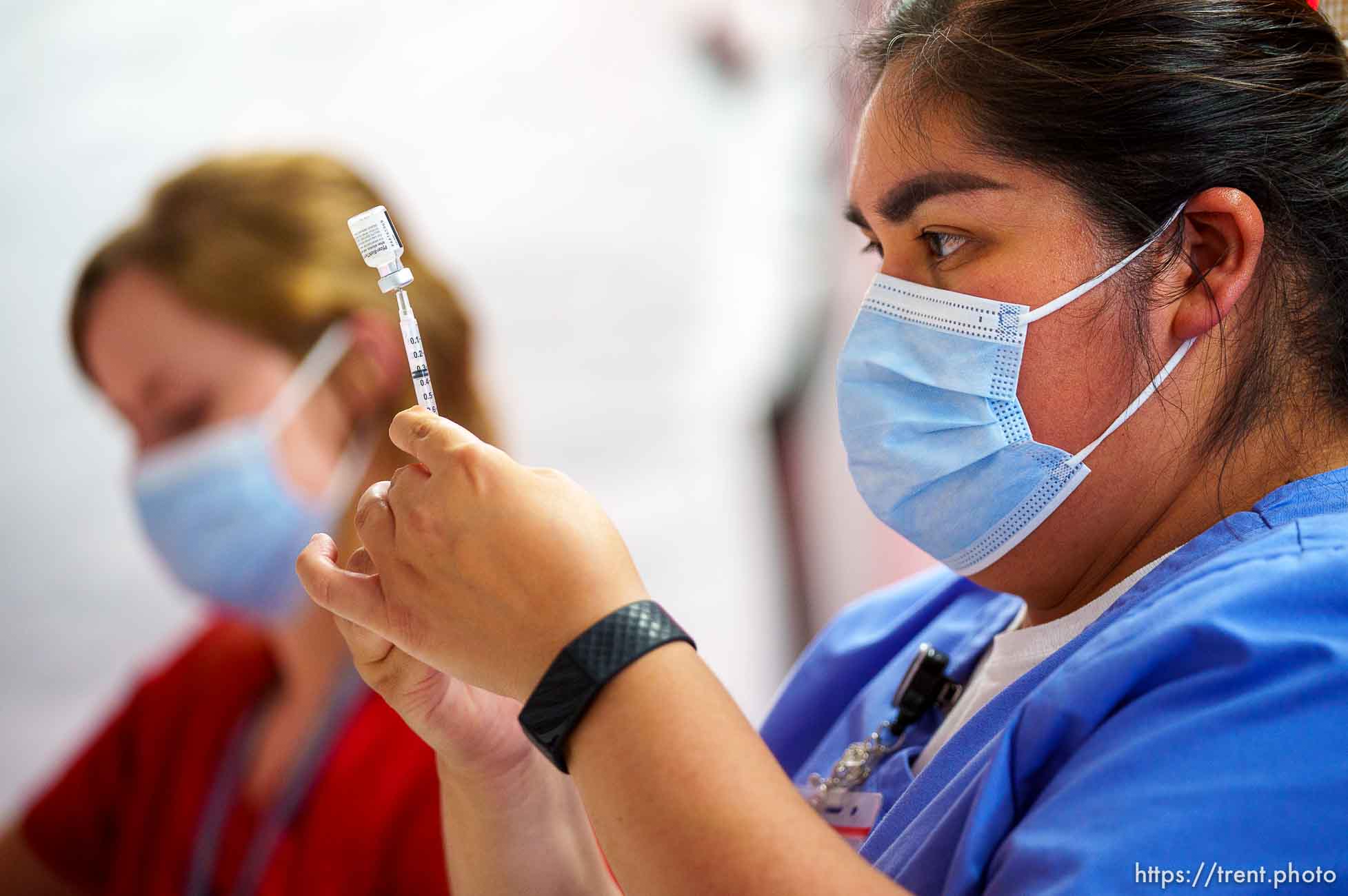 (Trent Nelson  |  The Salt Lake Tribune) Lindsay Brown prepares a dose of the Pfizer COVID-19 vaccine at a drive-thru event organized by the Utah County Health Department in Spanish Fork on Friday, Sept. 10, 2021.