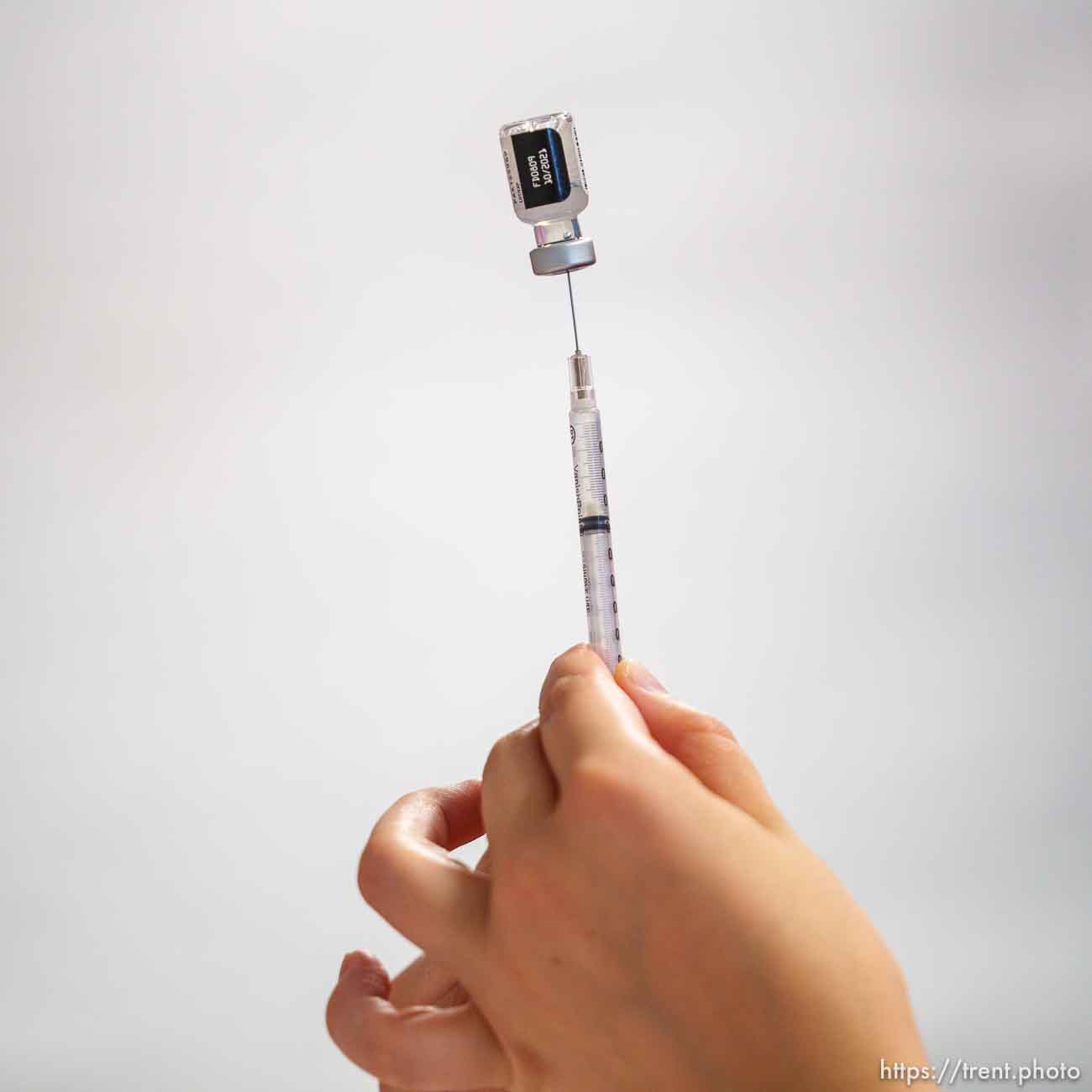 (Trent Nelson  |  The Salt Lake Tribune) Lindsay Brown prepares a dose of the Pfizer COVID-19 vaccine at a drive-thru event organized by the Utah County Health Department in Spanish Fork on Friday, Sept. 10, 2021.