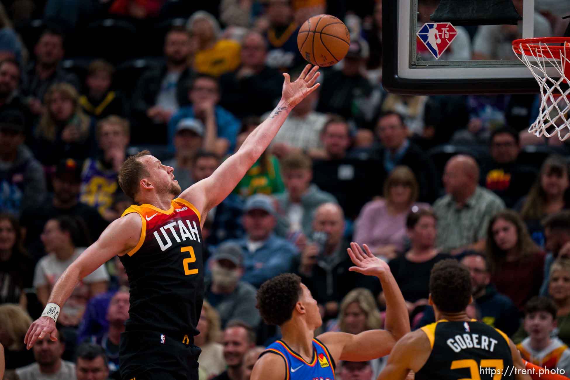 (Trent Nelson  |  The Salt Lake Tribune) Utah Jazz guard Joe Ingles (2) as the Utah Jazz host the Oklahoma City Thunder, NBA basketball in Salt Lake City on Wednesday, Oct. 20, 2021.