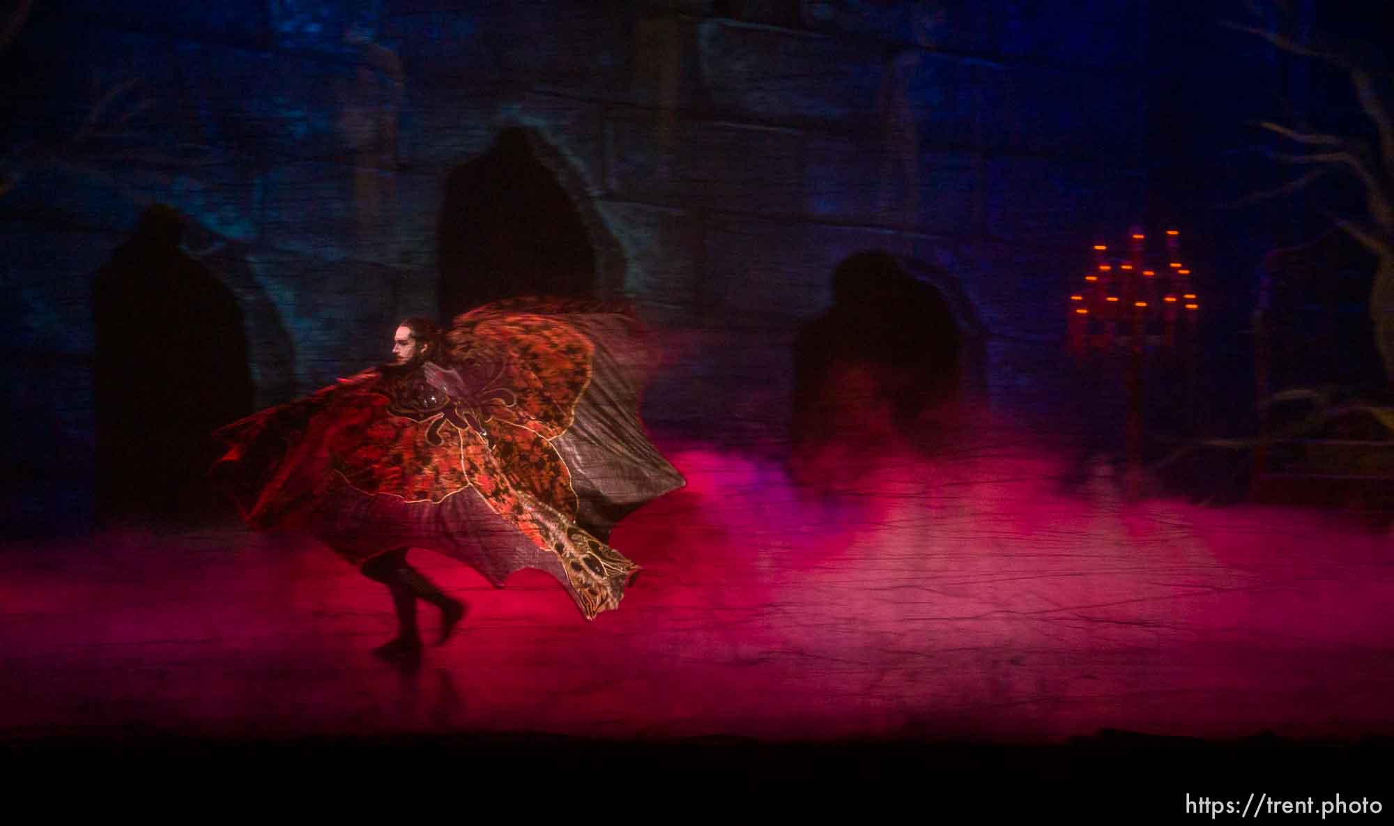 (Trent Nelson  |  The Salt Lake Tribune) Dress rehearsal for Ballet West's Dracula, at the Capitol Theatre in Salt Lake City on Thursday, Oct. 21, 2021.