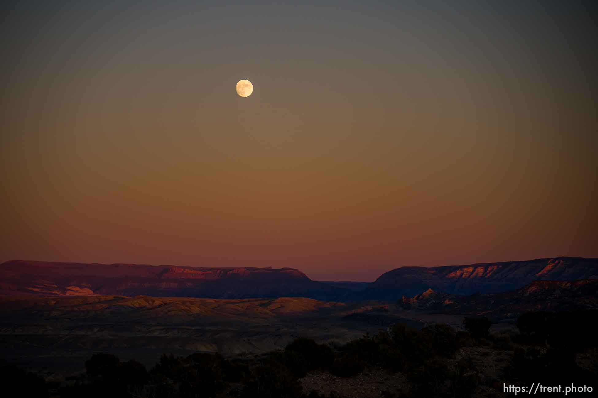 moonrise outside of Vernal on Wednesday, Nov. 17, 2021.