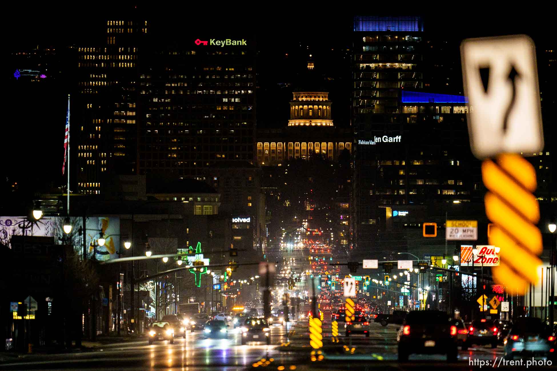 State Street, on Tuesday, Dec. 7, 2021.