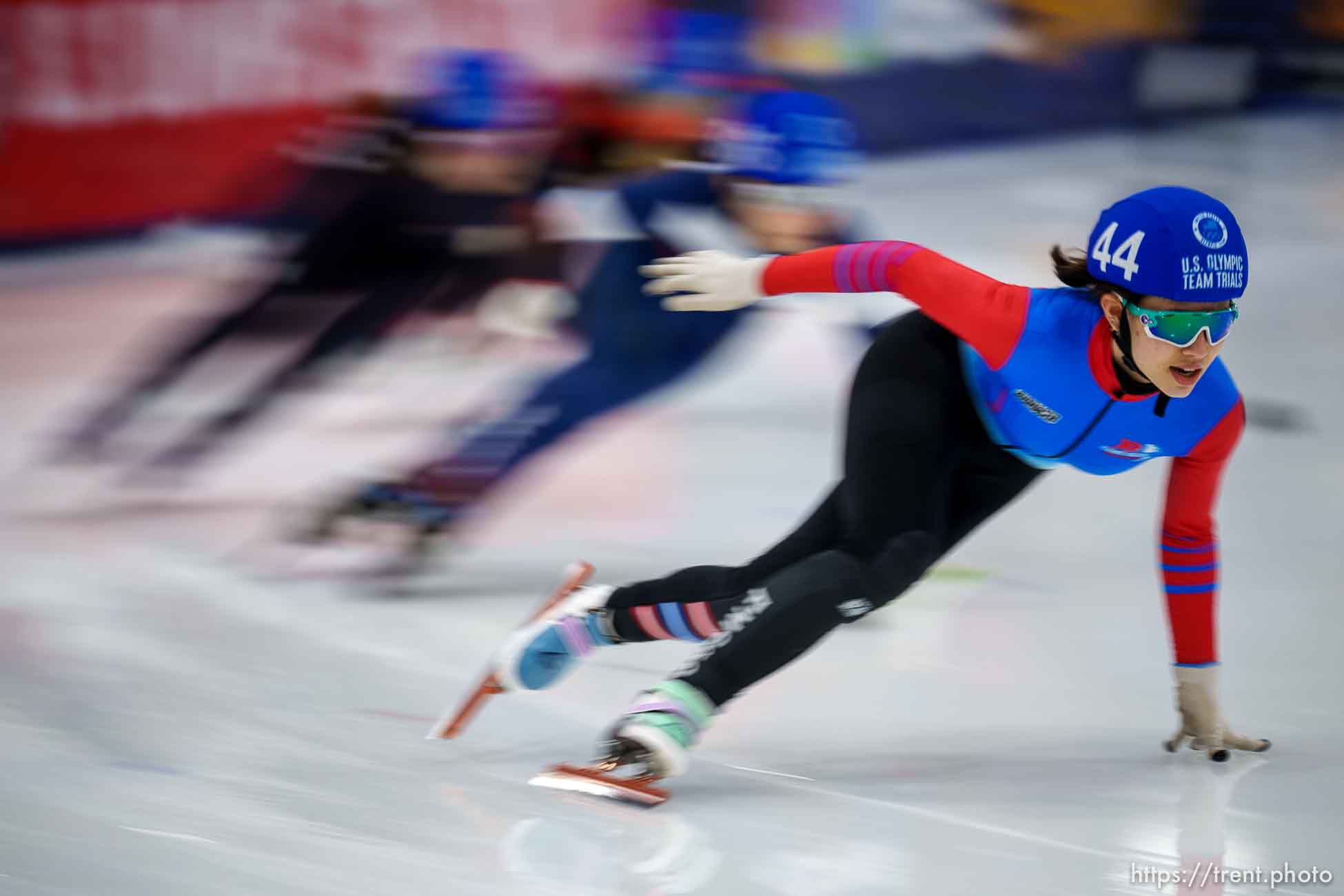 (Trent Nelson  |  The Salt Lake Tribune) Louisiana Stahl in the Women's 1502 B Final at the US Olympic Short Track Team Trials in Kearns on Saturday, Dec. 18, 2021.