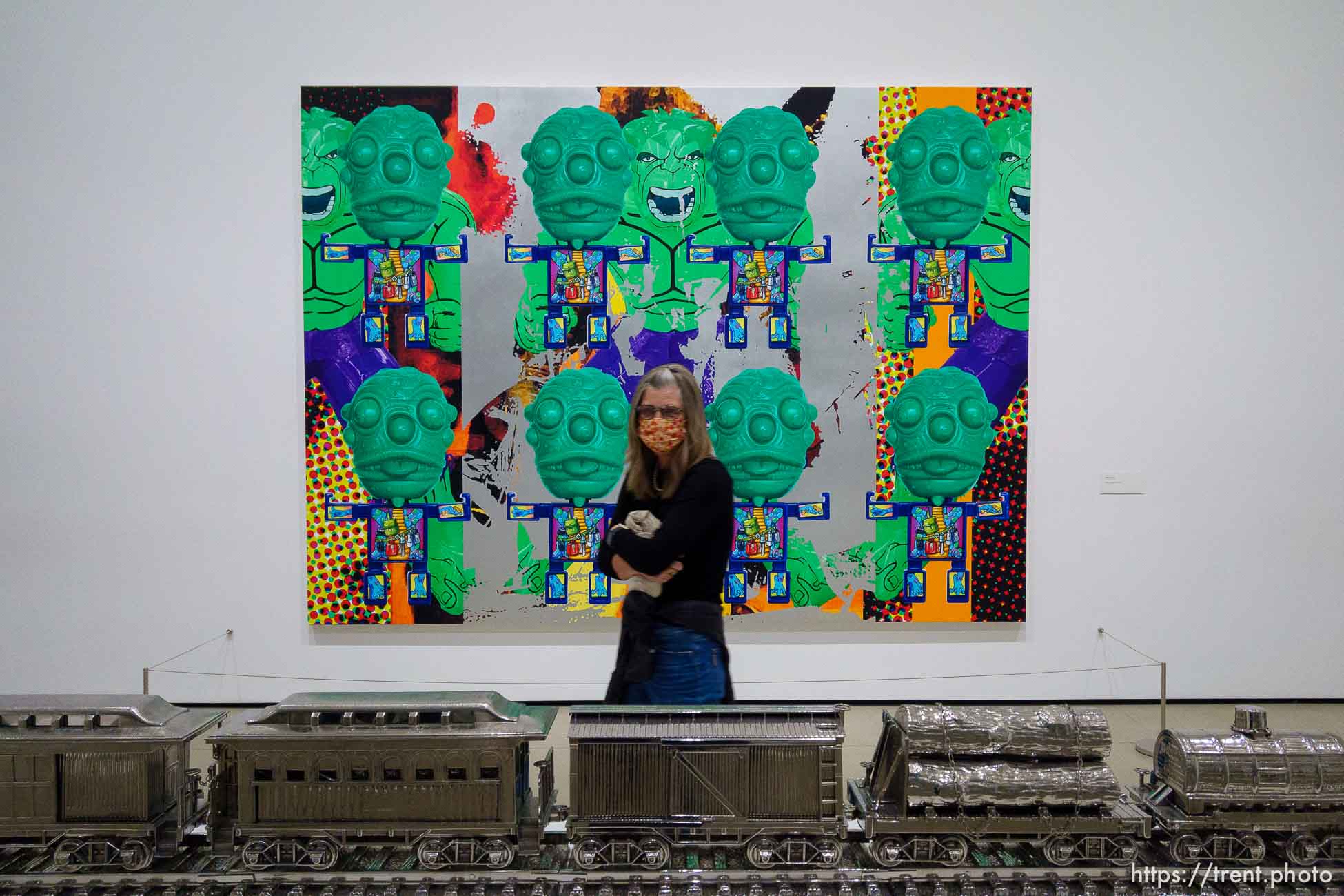 Laura Nelson, jeff koons, the broad, on Wednesday, Dec. 29, 2021.