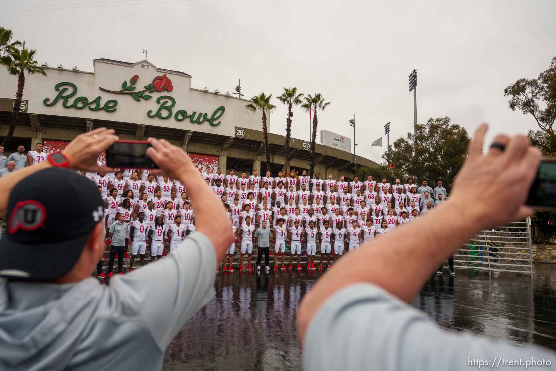 (Trent Nelson  |  The Salt Lake Tribune) The Utah Utes pose for a team photo at the Rose Bowl in Pasadena, Calif., on Thursday, Dec. 30, 2021.