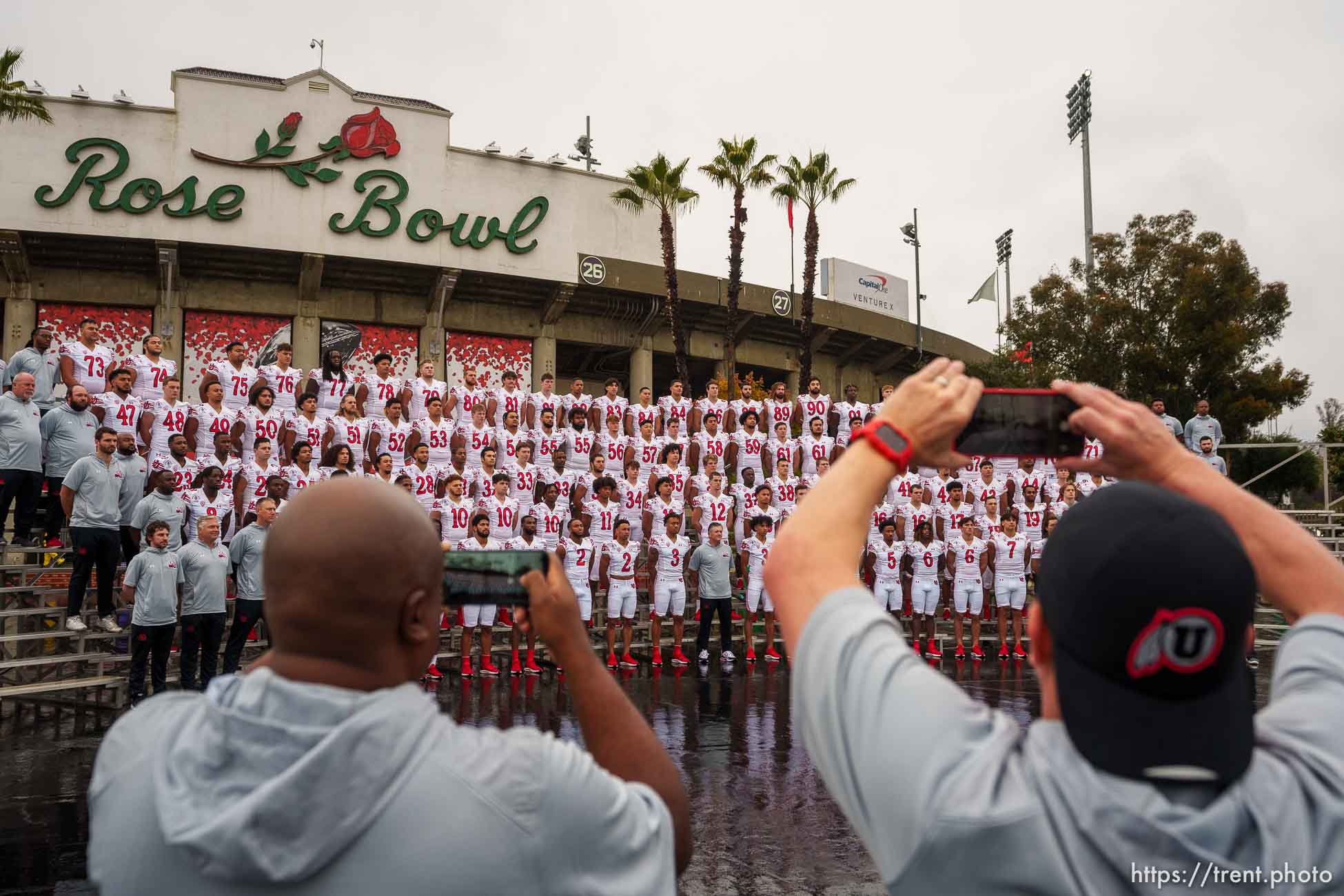 (Trent Nelson  |  The Salt Lake Tribune) The Utah Utes pose for a team photo at the Rose Bowl in Pasadena, Calif., on Thursday, Dec. 30, 2021.