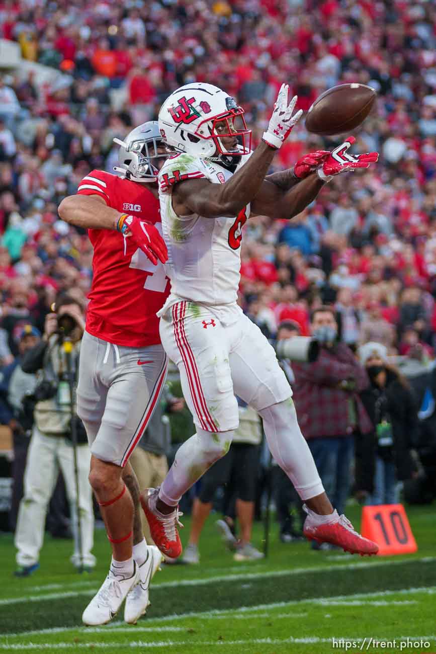 (Trent Nelson  |  The Salt Lake Tribune) Utah Utes cornerback Clark Phillips III (8) intercepts a pass as the Utah Utes face the Ohio State Buckeyes at the Rose Bowl in Pasadena, Calif., on Saturday, Jan. 1, 2022.