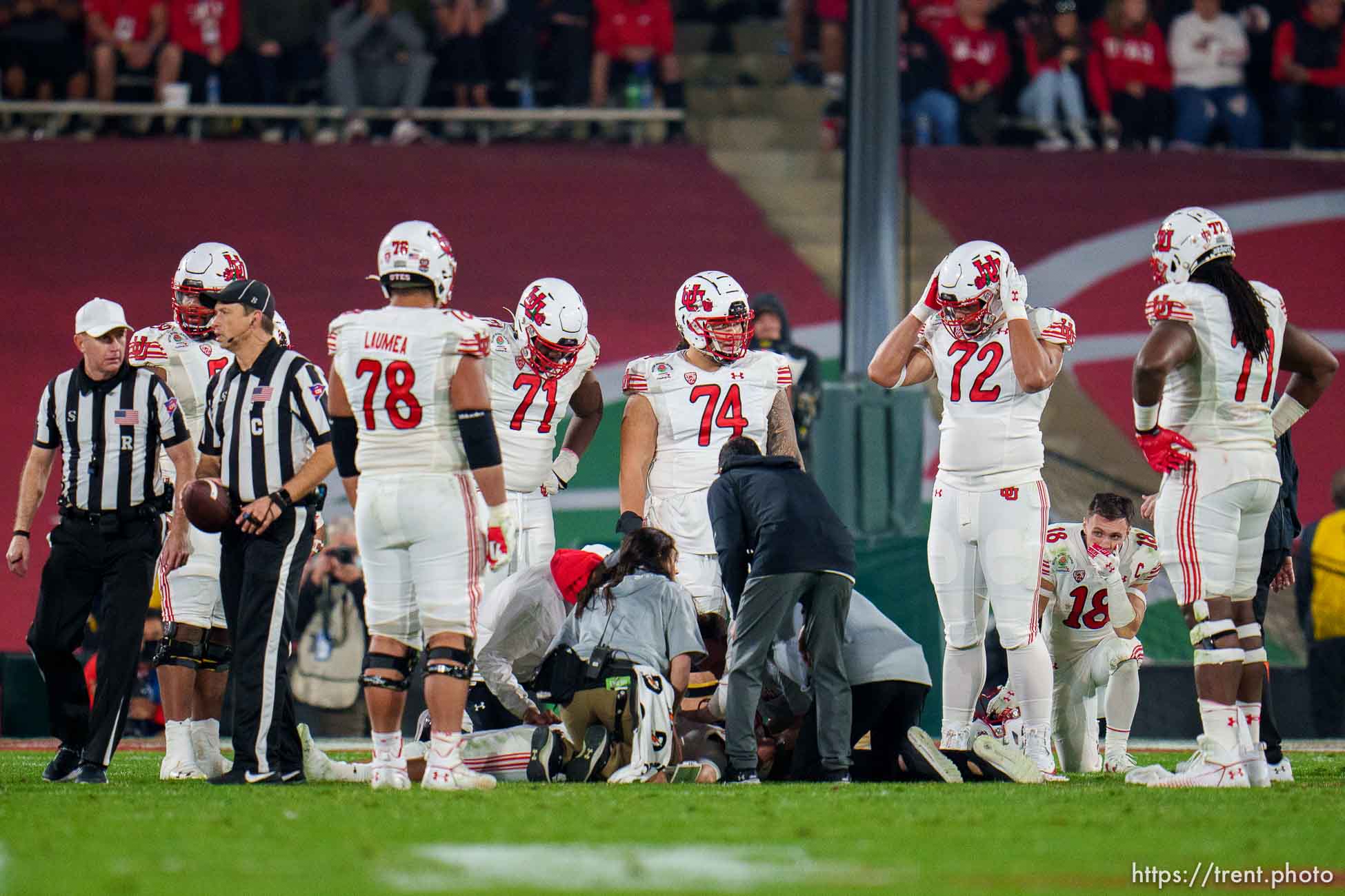 (Trent Nelson  |  The Salt Lake Tribune) Utah Utes quarterback Cameron Rising (7) appears injured on the field as the Utah Utes face the Ohio State Buckeyes at the Rose Bowl in Pasadena, Calif., on Saturday, Jan. 1, 2022.