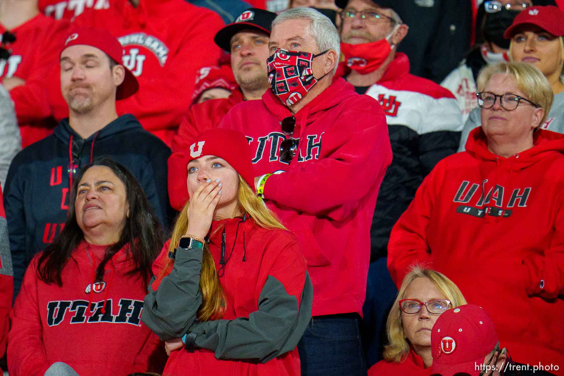 (Trent Nelson  |  The Salt Lake Tribune) Utah fans looks on as Ohio State takes a 44-38 lead as the Utah Utes face the Ohio State Buckeyes at the Rose Bowl in Pasadena, Calif., on Saturday, Jan. 1, 2022.