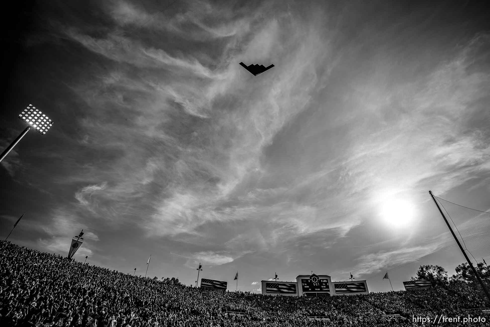 (Trent Nelson  |  The Salt Lake Tribune) 
as the Utah Utes face the Ohio State Buckeyes at the Rose Bowl in Pasadena, Calif., on Saturday, Jan. 1, 2022.