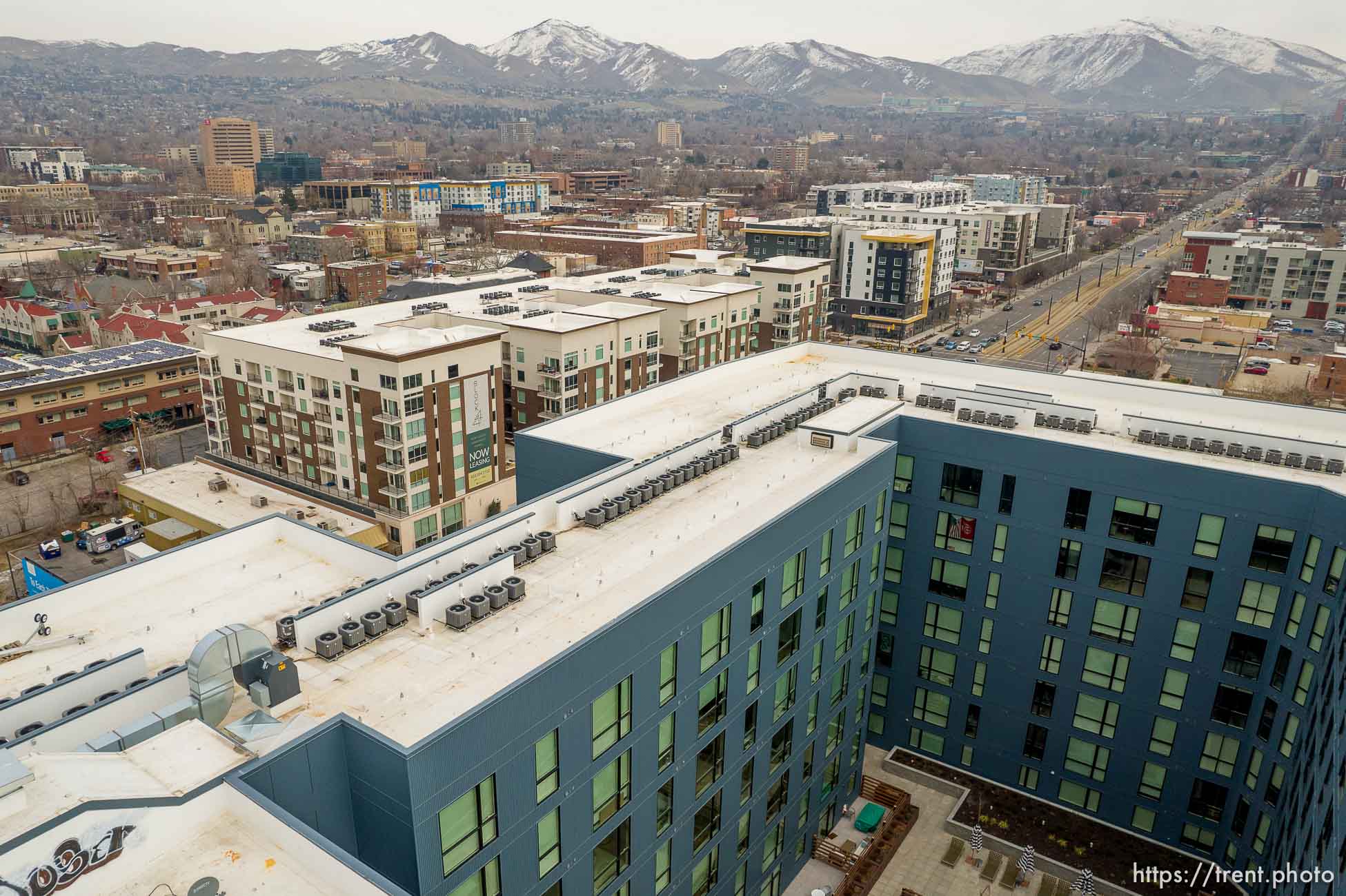 (Trent Nelson  |  The Salt Lake Tribune) Housing developments along 400 South in Salt Lake City on Thursday, Jan. 13, 2022.