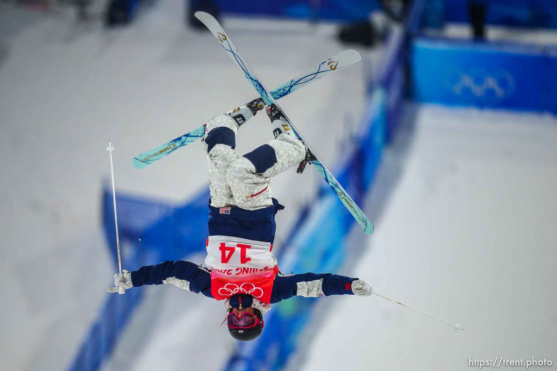 (Trent Nelson  |  The Salt Lake Tribune) Jaelin Kauf (USA) competing in Women's Moguls at Zhangjiakou Genting Snow Park during the 2022 Beijing Winter Olympics on Thursday, Feb. 3, 2022.