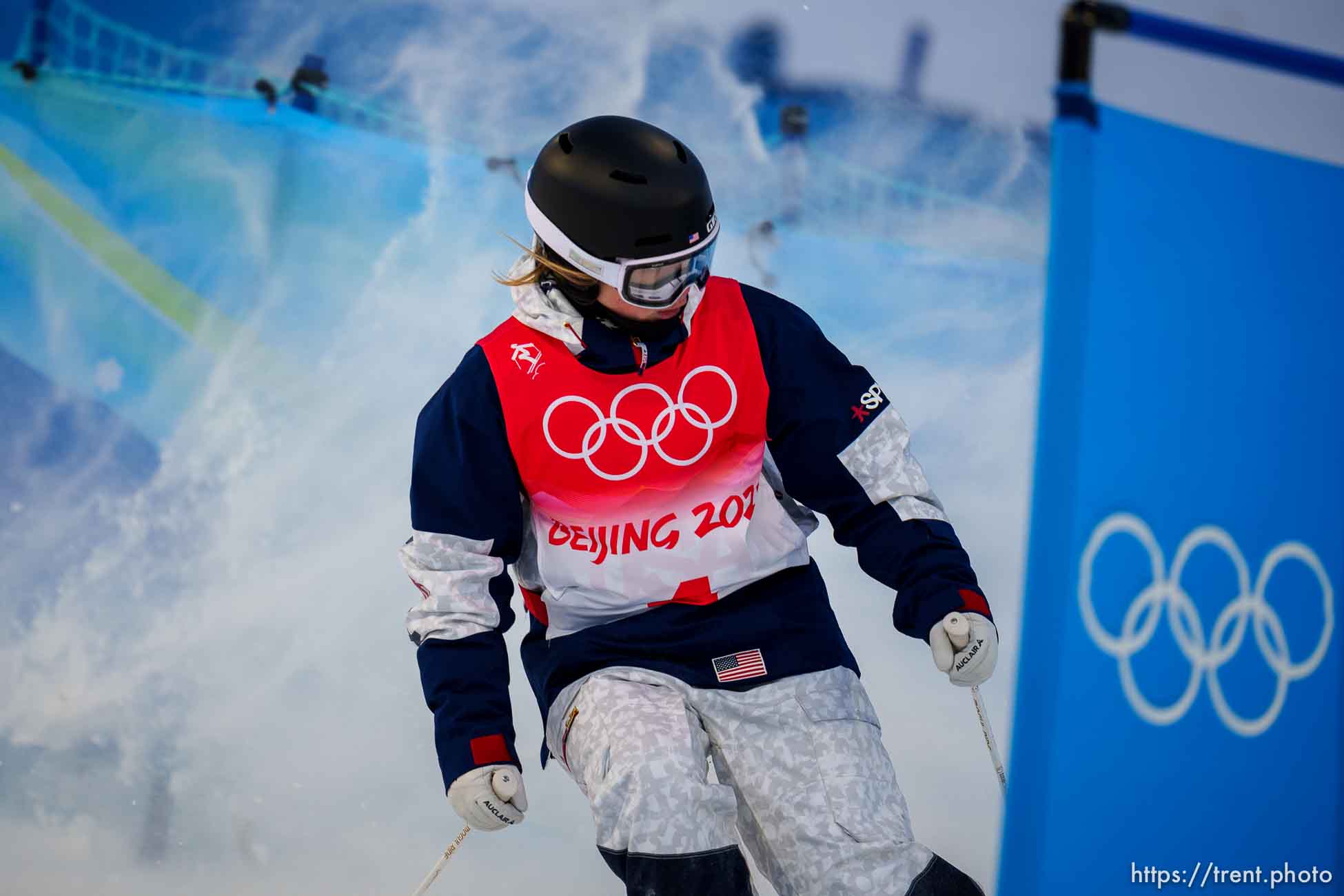 i(Trent Nelson  |  The Salt Lake Tribune) Olivia Giaccio (USA) competes in moguls at the 2022 Beijing Winter Olympics in Zhangjiakou on Sunday, Feb. 6, 2022.