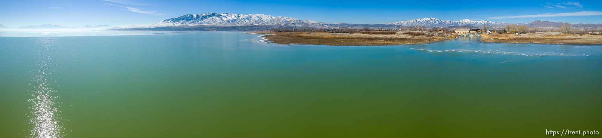 (Trent Nelson  |  The Salt Lake Tribune) Utah Lake, from Saratoga Springs on Tuesday, March 1, 2022.