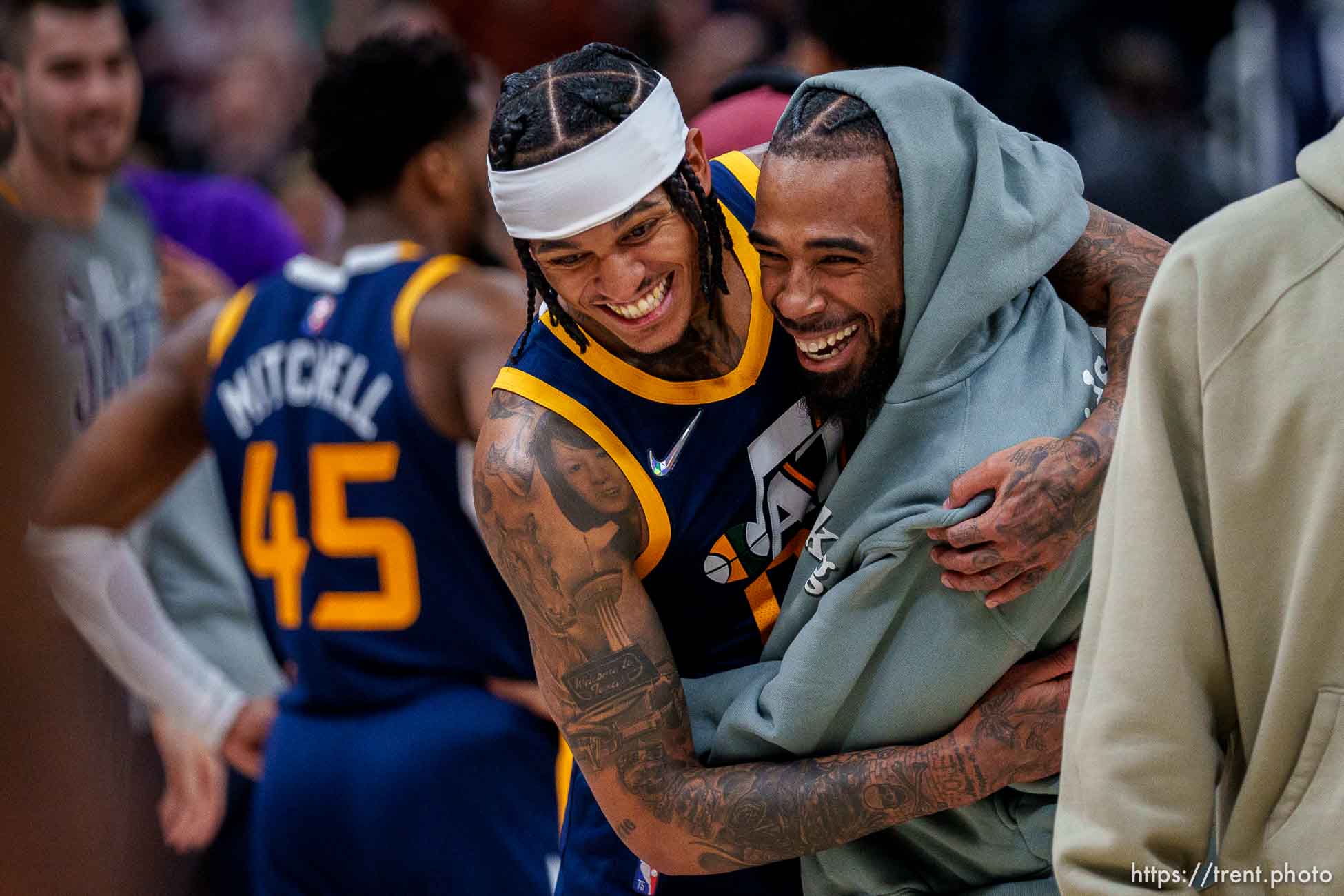 (Trent Nelson  |  The Salt Lake Tribune) Utah Jazz guard Jordan Clarkson (00) and Utah Jazz guard Mike Conley (11) as the Utah Jazz host the Sacramento Kings, NBA basketball in Salt Lake City on Saturday, March 12, 2022. Clarkson finished with a career-high 45 points.