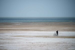 (Trent Nelson  |  The Salt Lake Tribune) The Great Salt Lake, near Saltair on Saturday, March 26, 2022.