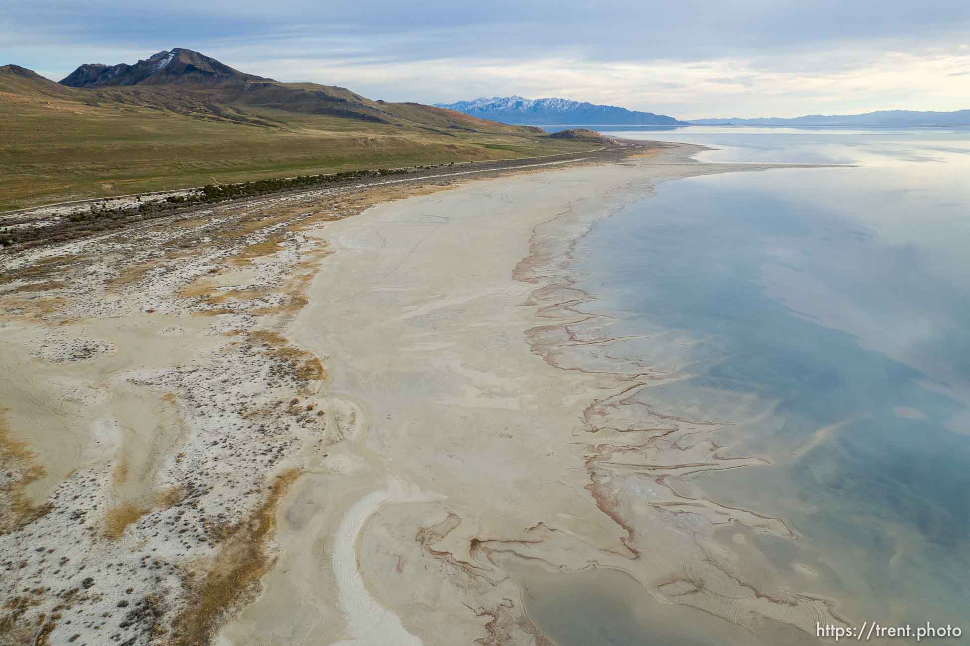 (Trent Nelson  |  The Salt Lake Tribune) The shore of the Great Salt Lake on Stansbury Island on Saturday, March 26, 2022.