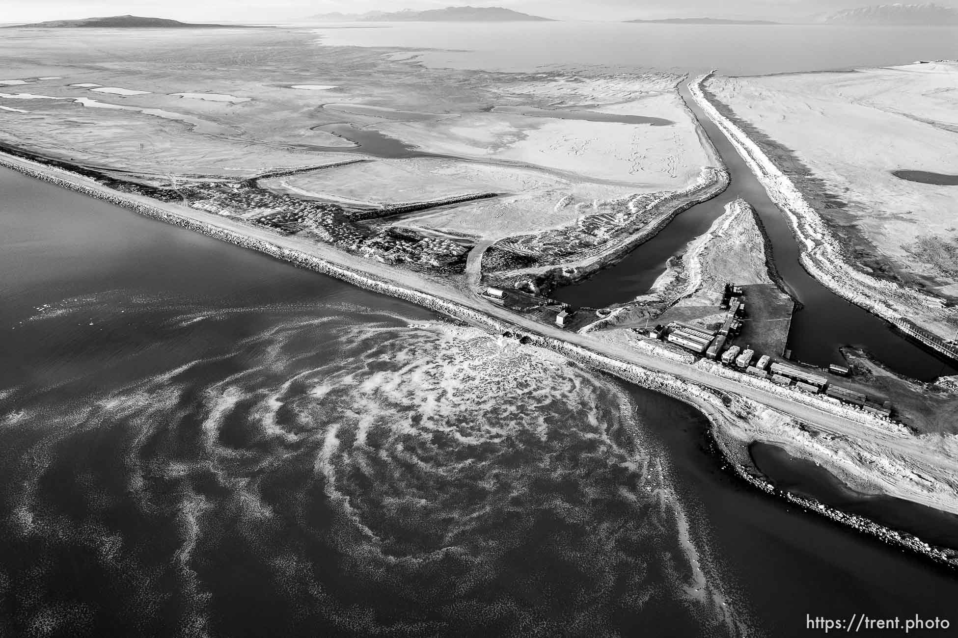 (Trent Nelson  |  The Salt Lake Tribune) The US Magnesium dike north of Stansbury Island on Saturday, March 26, 2022.