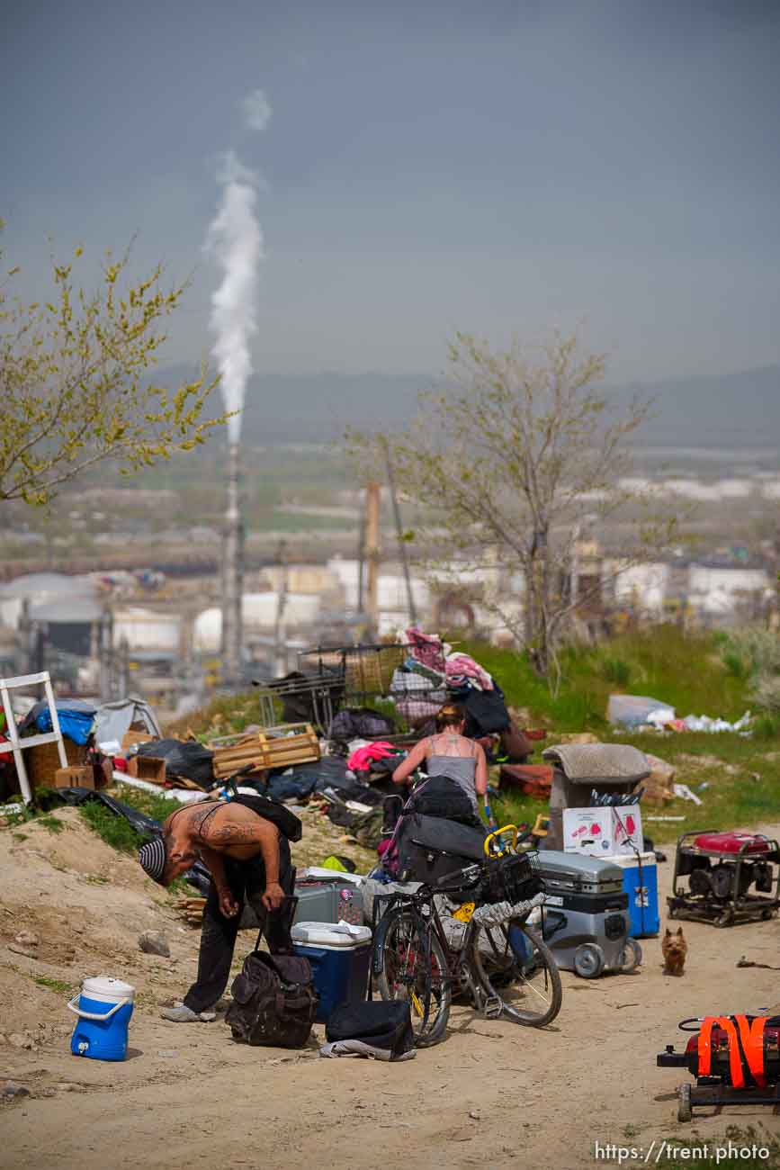 (Trent Nelson  |  The Salt Lake Tribune) A couple packs up their camp in the foothills north of Salt Lake City on Wednesday, April 27, 2022.