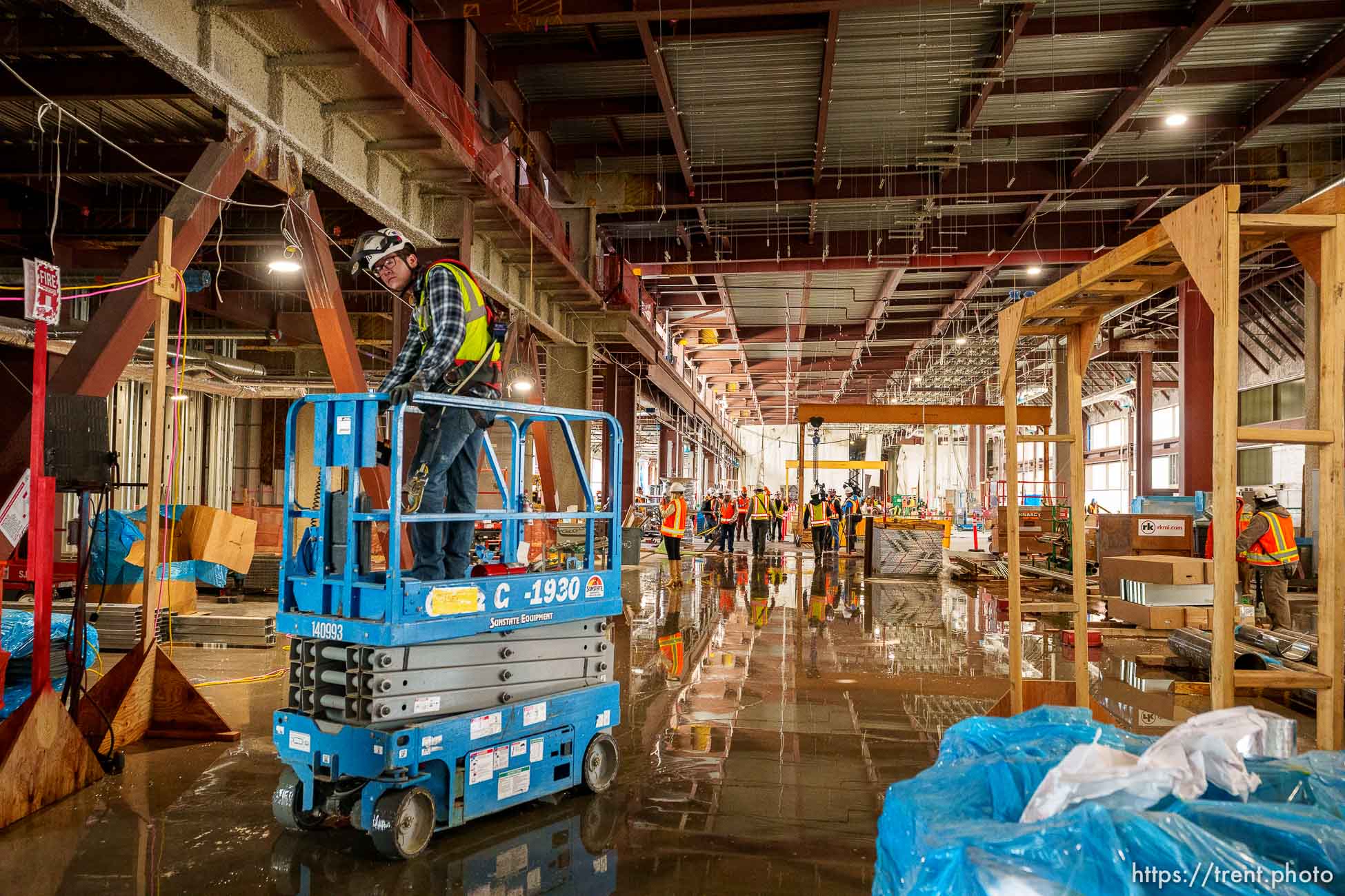 (Trent Nelson  |  The Salt Lake Tribune) Construction along Concourse A East at the Salt Lake City International Airport in Salt Lake City on Tuesday, May 3, 2022.