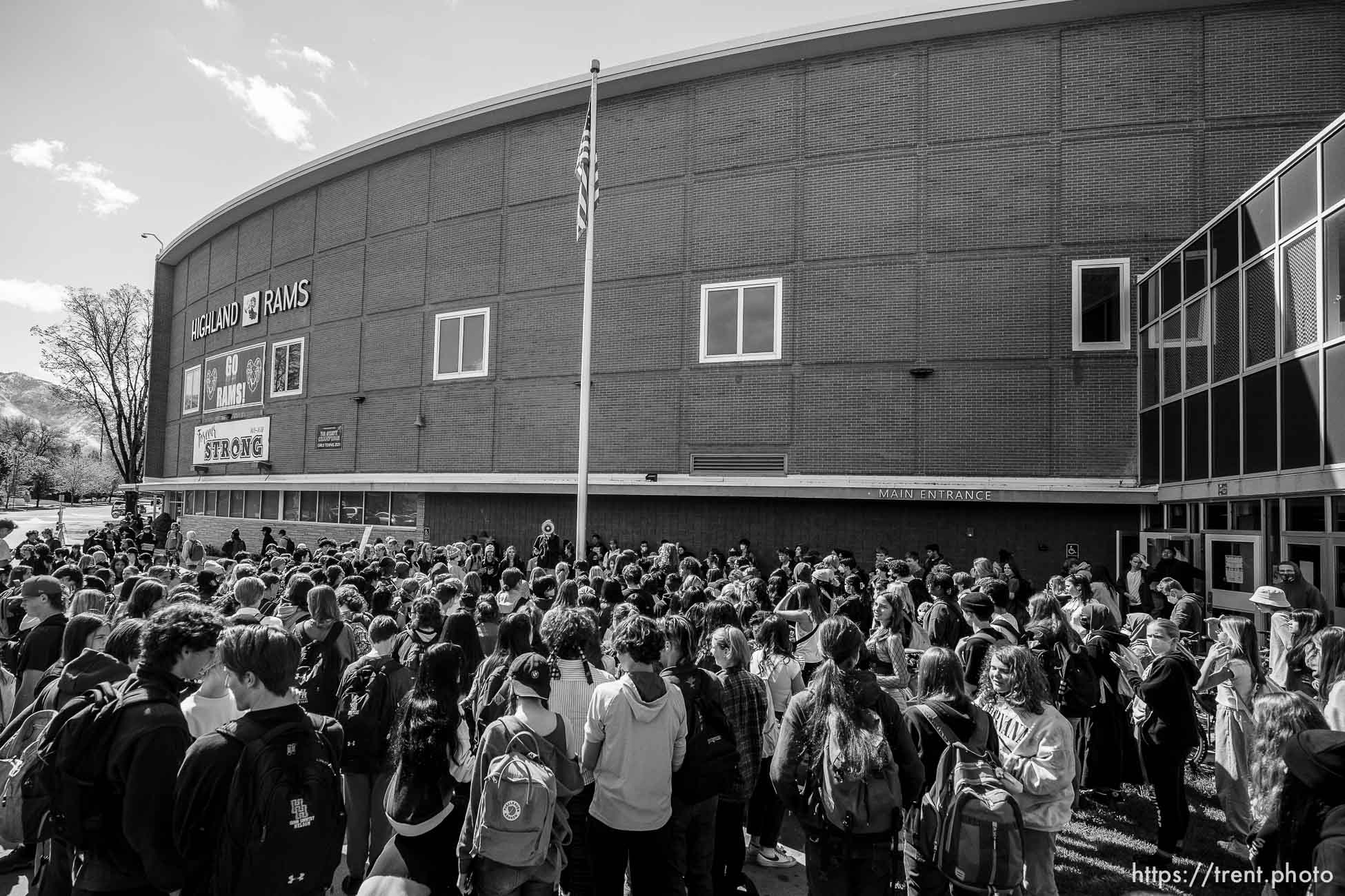 (Trent Nelson  |  The Salt Lake Tribune) Students at Highland High School walk out in support of abortion rights, in Salt Lake City on Thursday, May 12, 2022.