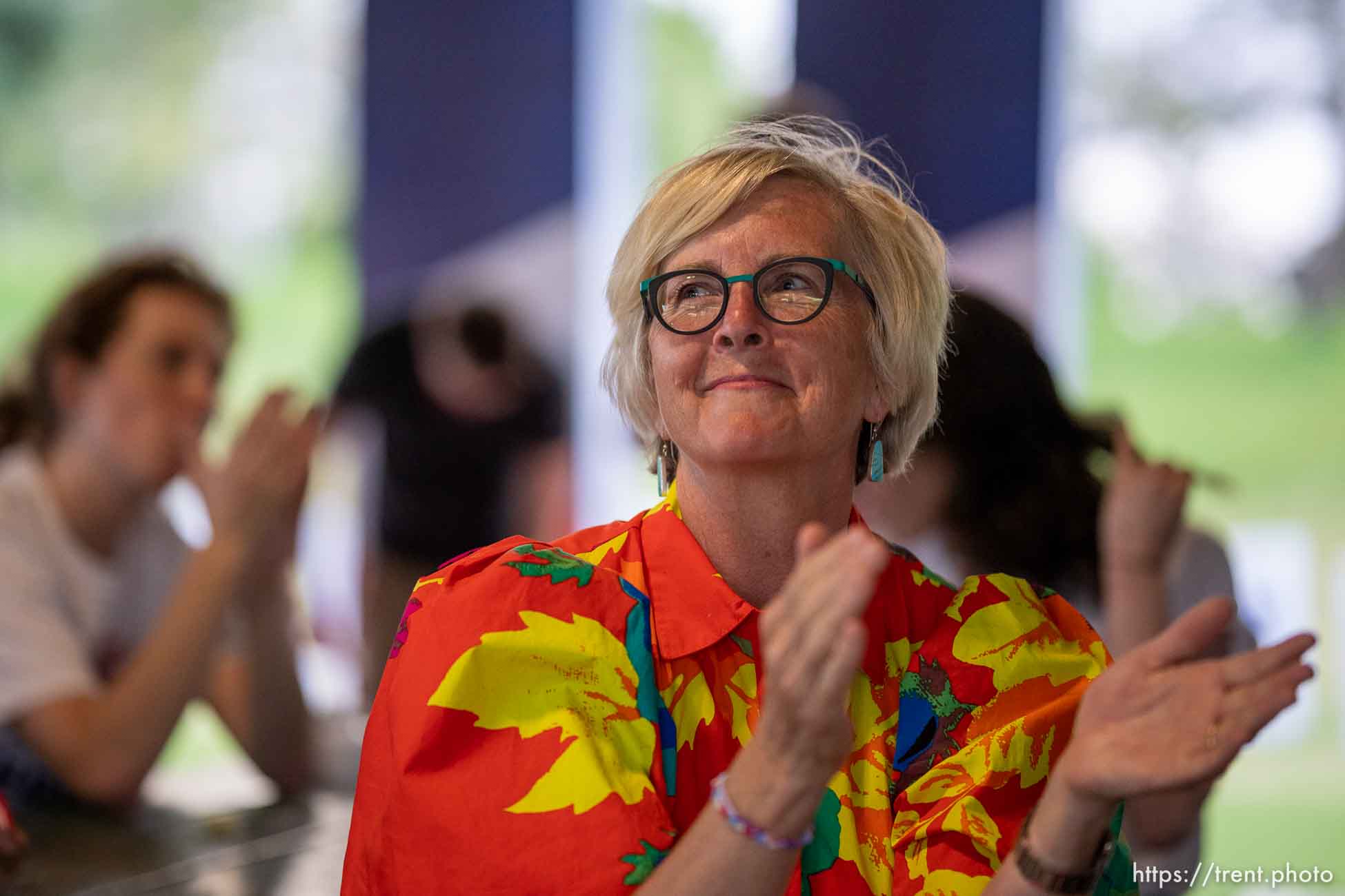 (Trent Nelson  |  The Salt Lake Tribune) Republican U.S. Senate candidate Becky Edwards applauds for her volunteers before giving a concession speech at her primary election night party in Salt Lake City's Sugar House Park on Tuesday, June 28, 2022.