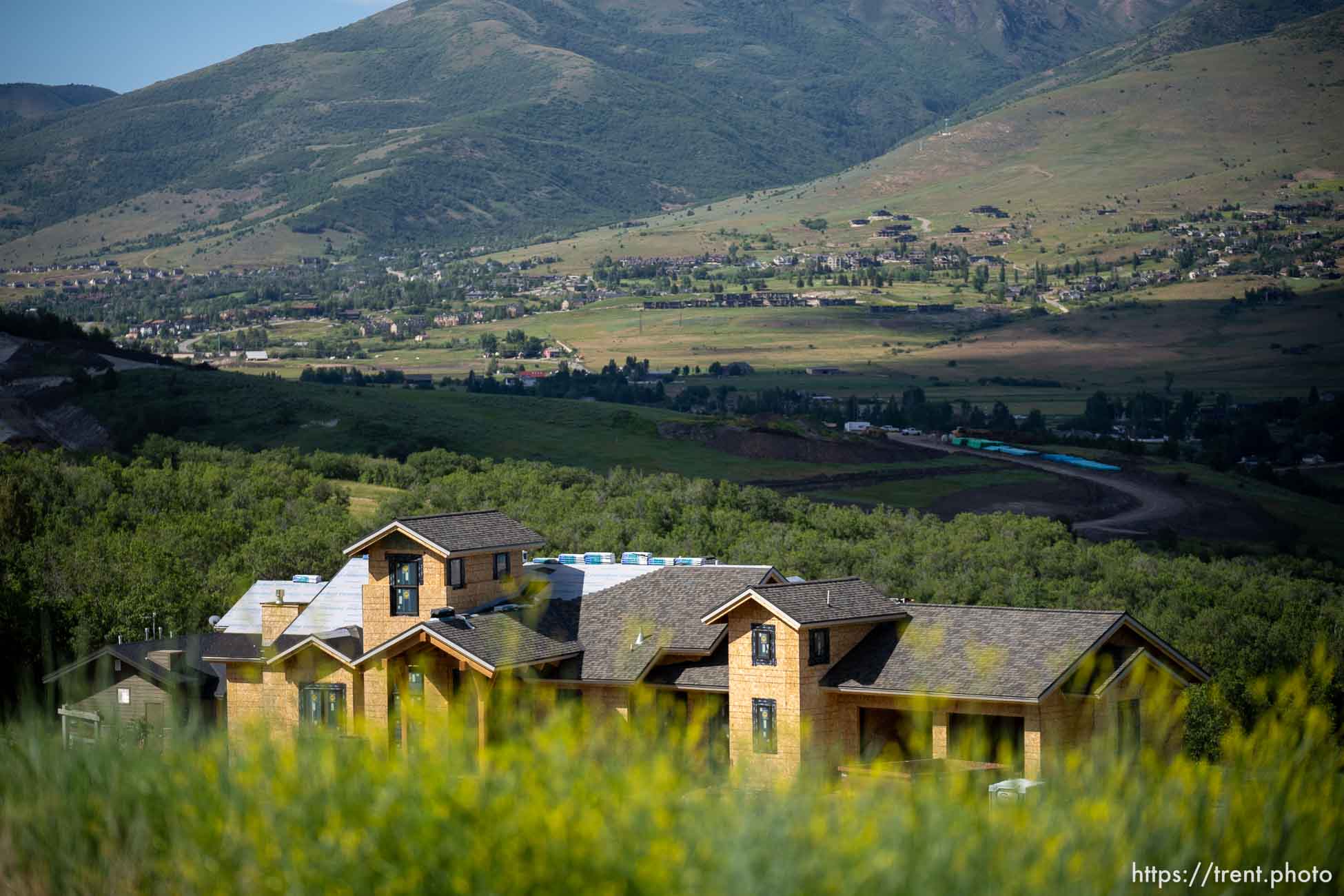 (Trent Nelson  |  The Salt Lake Tribune) A home under construction in the Reserve at Crimson Ridge, an Eden subdivision on Thursday, June 23, 2022.