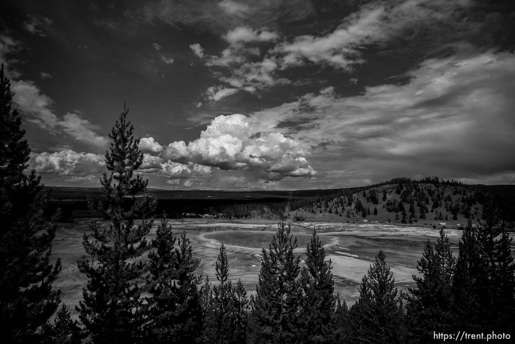 grand prismatic spring, yellowstone national park on Sunday, Aug. 14, 2022.