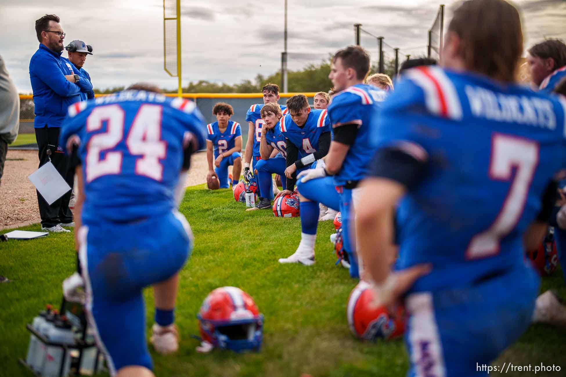 (Trent Nelson  |  The Salt Lake Tribune) Water Canyon High School football coach Heber Horsley motivates his team, down 0-40 at halftime of their first-ever football game, in Hildale on Friday, Aug. 12, 2022.