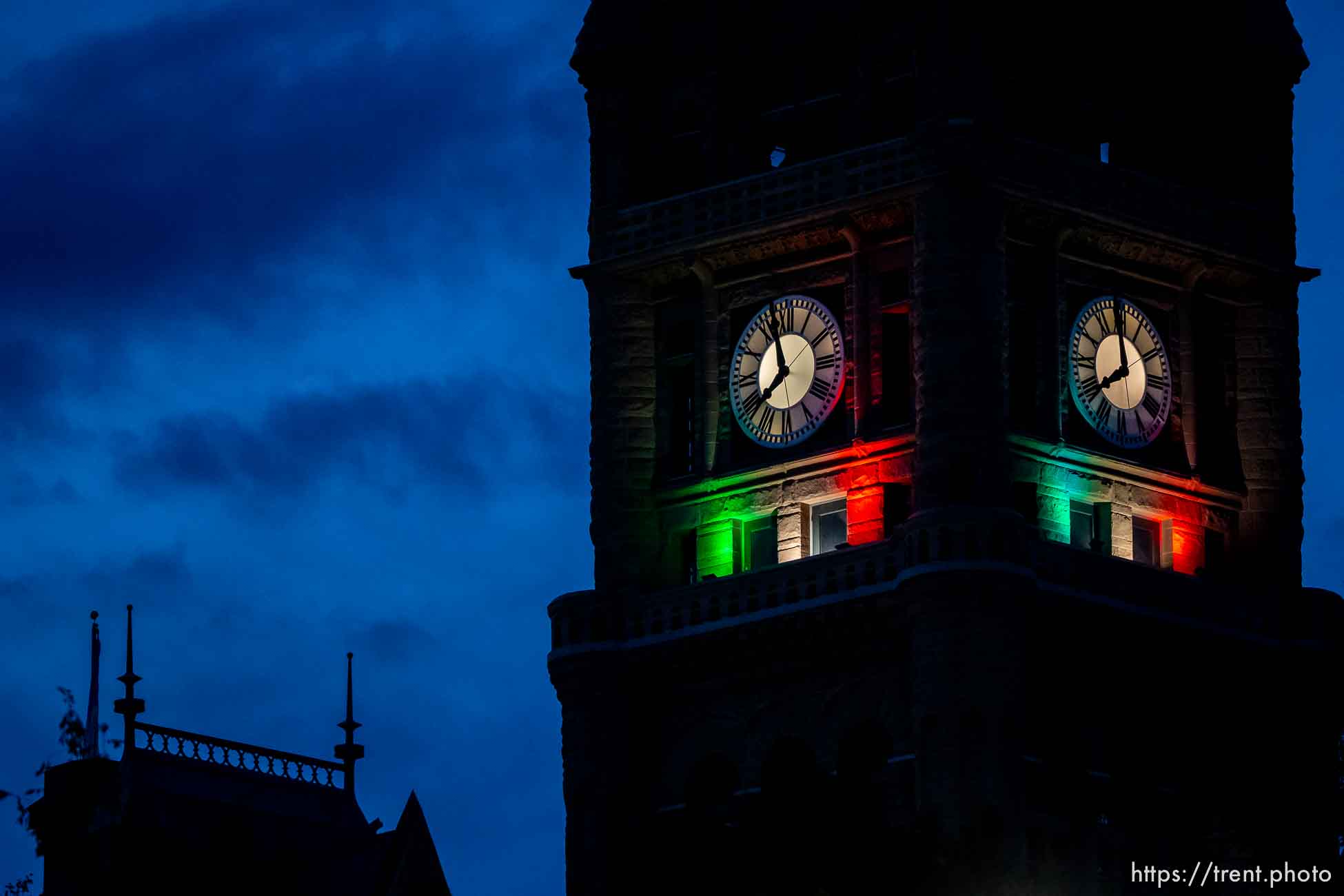 (Trent Nelson  |  The Salt Lake Tribune) City Hall in Salt Lake City is illuminated in the colors of the Mexican Flag on Thursday, Sept. 15, 2022 to commemorate the 212th  Anniversary of the Independence of Mexico and to celebrate Hispanic Heritage Month.