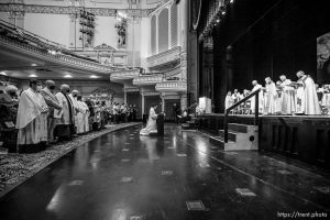 (Trent Nelson  |  The Salt Lake Tribune) The Episcopal Diocese of Utah ordains and consecrates the Rev. Phyllis Spiegel as the 12th bishop of Utah at the Capitol Theatre in Salt Lake City on Saturday, Sept. 17, 2022.