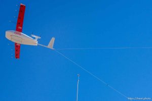 (Trent Nelson  |  The Salt Lake Tribune) A Zipline drone hooks a cable during a landing in South Jordan on Tuesday, Oct. 4, 2022.