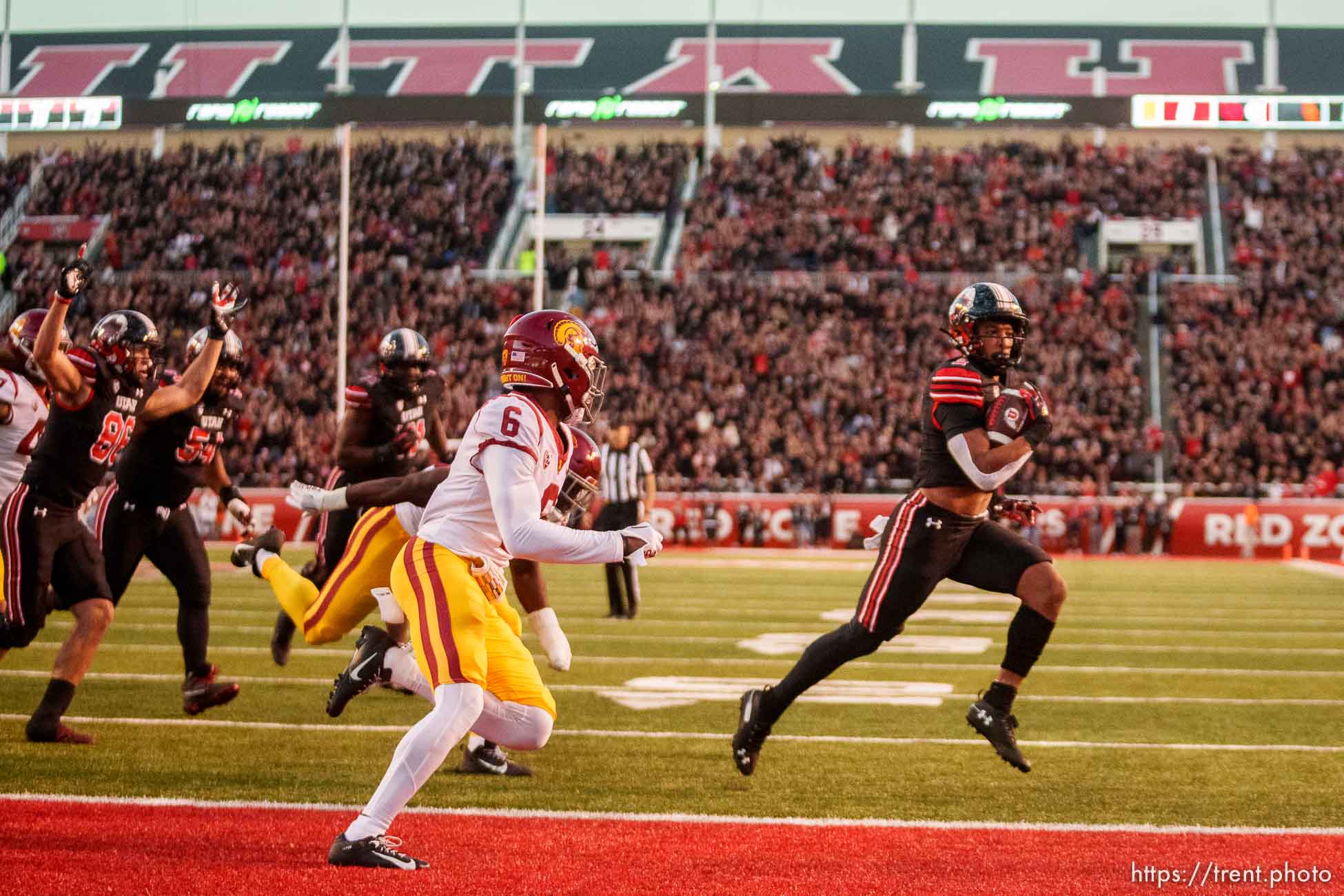 i(Trent Nelson  |  The Salt Lake Tribune) Utah Utes running back Micah Bernard (2) runs for a touchdown as the University of Utah hosts USC, NCAA football in Salt Lake City on Saturday, Oct. 15, 2022.