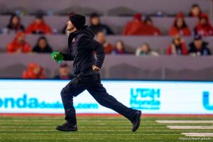 (Trent Nelson  |  The Salt Lake Tribune) Austin Lewis runs the kickoff tee back to the sideline as the University of Utah hosts Arizona, NCAA football in Salt Lake City on Saturday, Nov. 5, 2022.