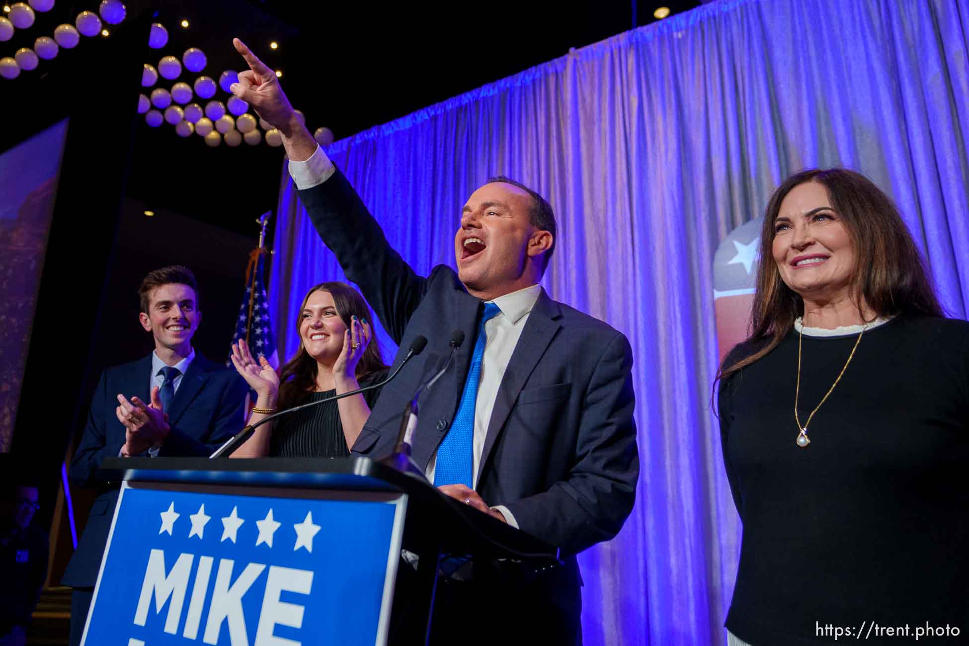 (Trent Nelson  |  The Salt Lake Tribune) Sen. Mike Lee makes his victory speech at the Utah Republican Party election night party at the Hyatt Regency in Salt Lake City on Tuesday, Nov. 8, 2022.