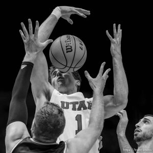 (Trent Nelson  |  The Salt Lake Tribune) Utah Utes forward Ben Carlson (1) as the University of Utah hosts Idaho State, NCAA basketball in Salt Lake City on Monday, Nov. 14, 2022.