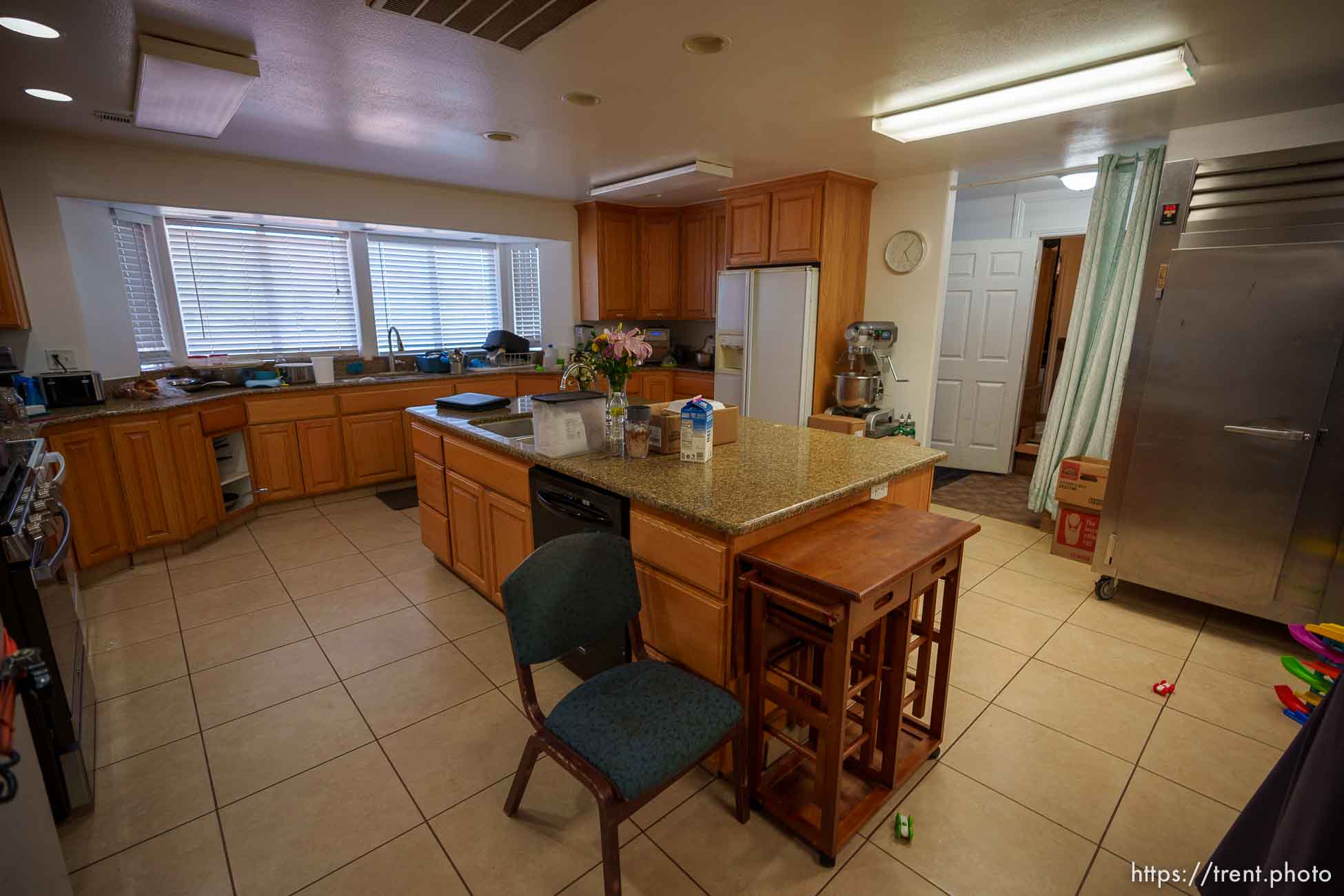 (Trent Nelson  |  The Salt Lake Tribune) Samuel Bateman's Blue house in Colorado City, Ariz., on Sunday, Sept. 18, 2022. kitchen, and the woman who stayed there for over several hours while FBI searched the home.