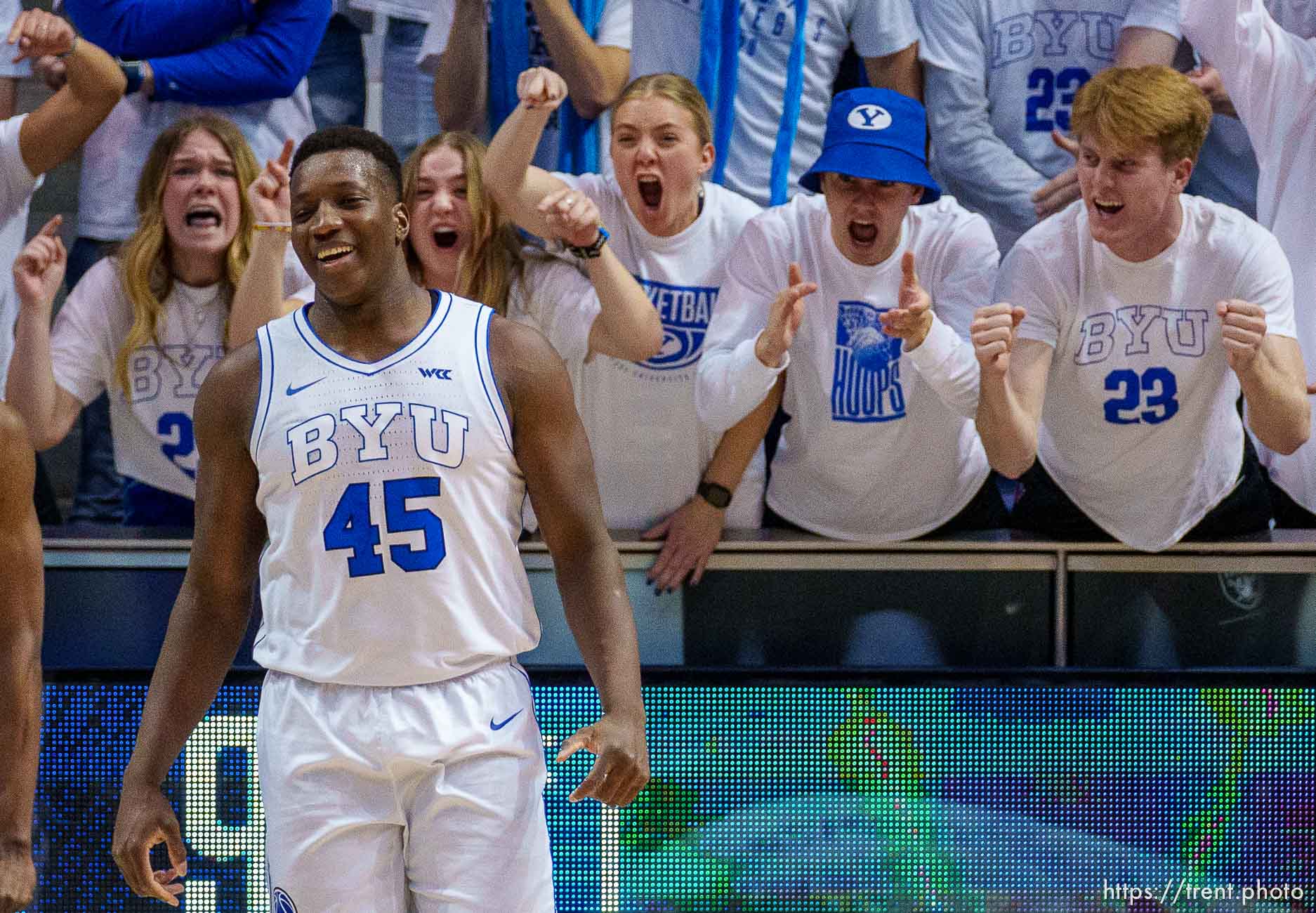 (Trent Nelson  |  The Salt Lake Tribune) BYU fans react after a dunk by Brigham Young Cougars forward Fousseyni Traore (45) as BYU hosts Gonzaga, NCAA basketball in Provo on Thursday, Jan. 12, 2023.