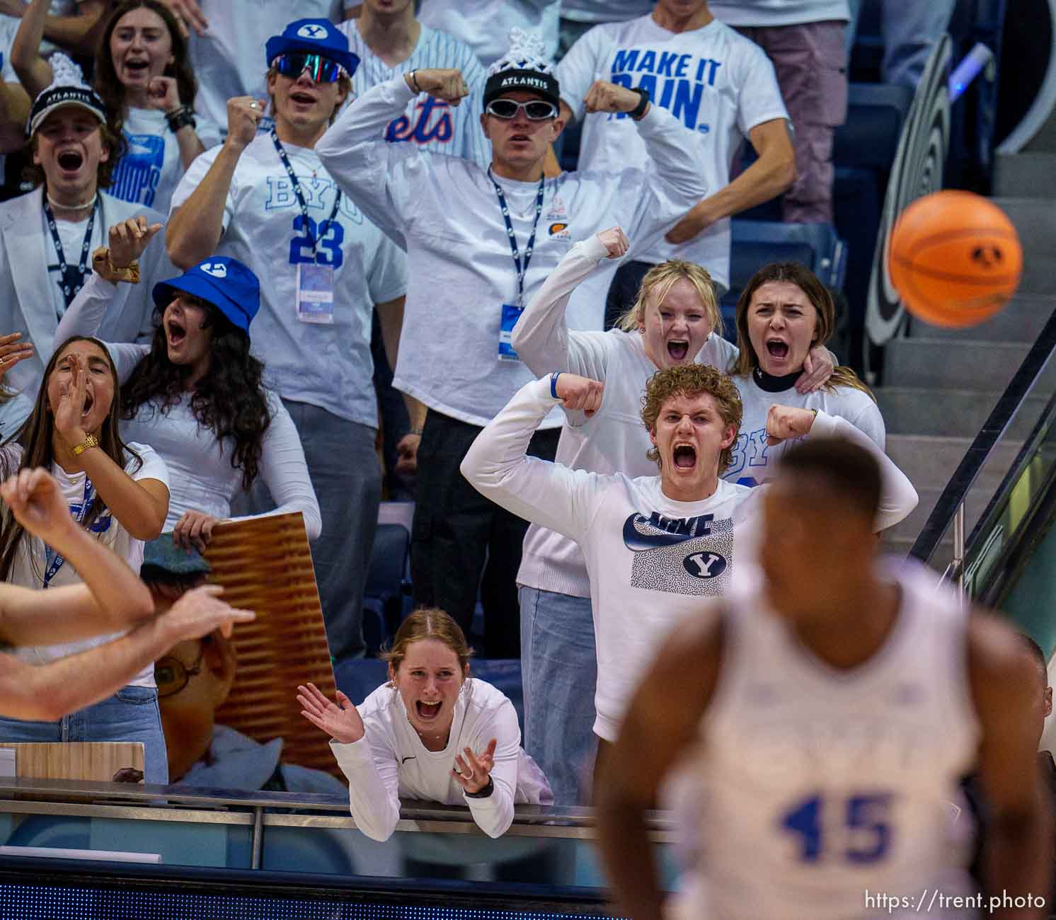 (Trent Nelson  |  The Salt Lake Tribune) BYU fans celebrate a dunk by Brigham Young Cougars forward Fousseyni Traore (45) as BYU hosts Gonzaga, NCAA basketball in Provo on Thursday, Jan. 12, 2023.