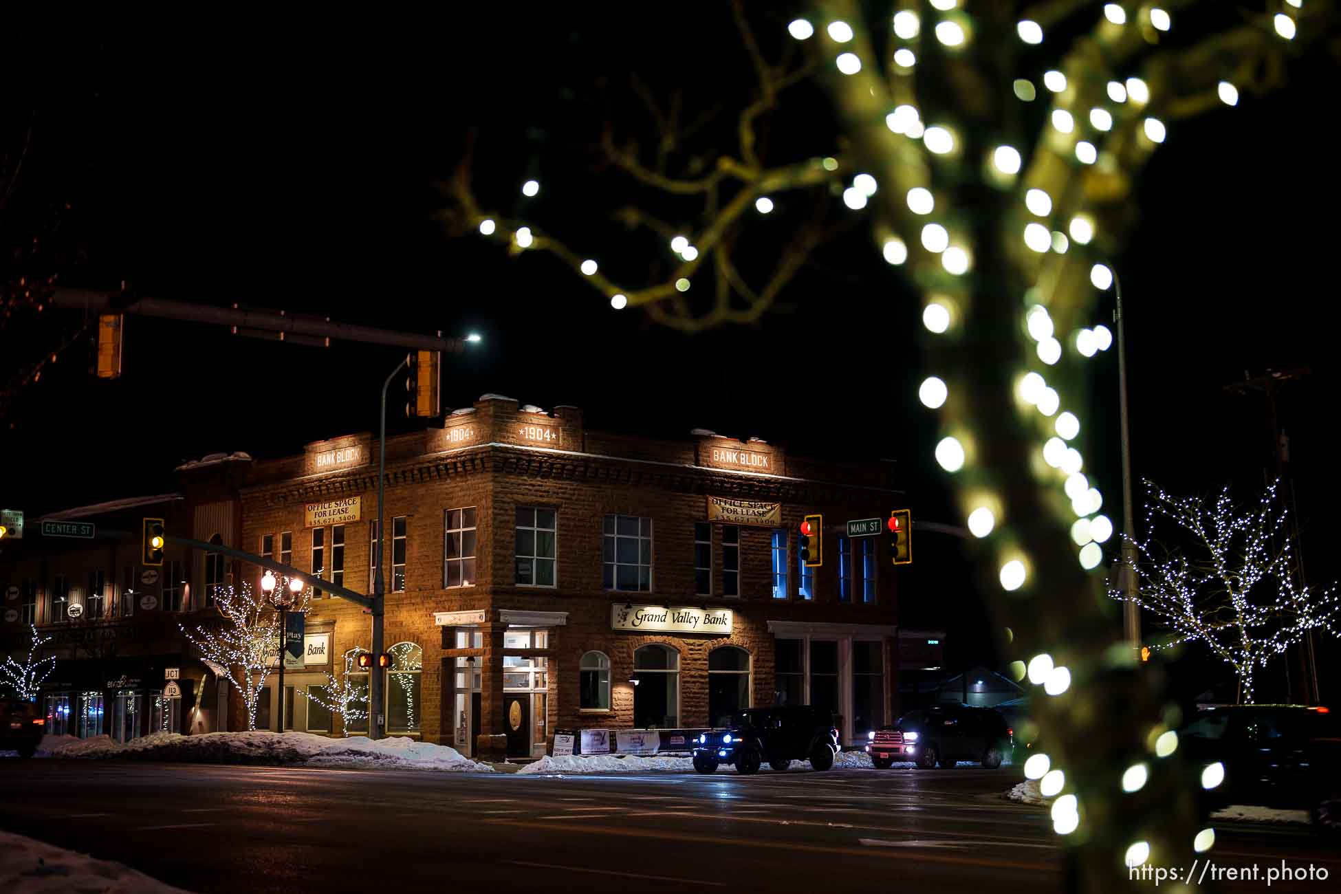 (Trent Nelson  |  The Salt Lake Tribune) Downtown Heber at night on Thursday, Jan. 26, 2023.