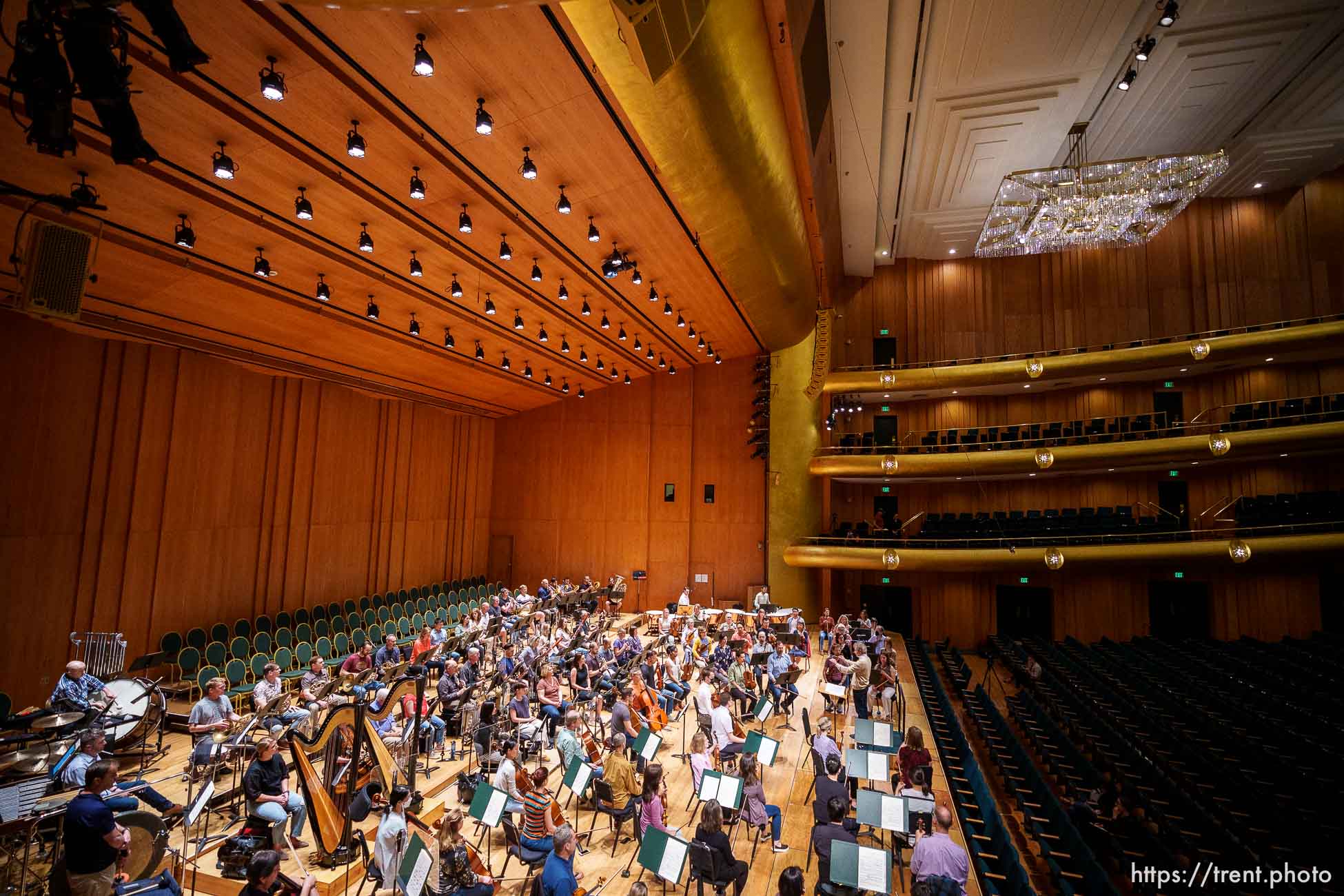 (Trent Nelson  |  The Salt Lake Tribune) Thierry Fischer conducts a rehearsal of the Utah Symphony at Abravanel Hall in Salt Lake City on Wednesday, May 24, 2023.