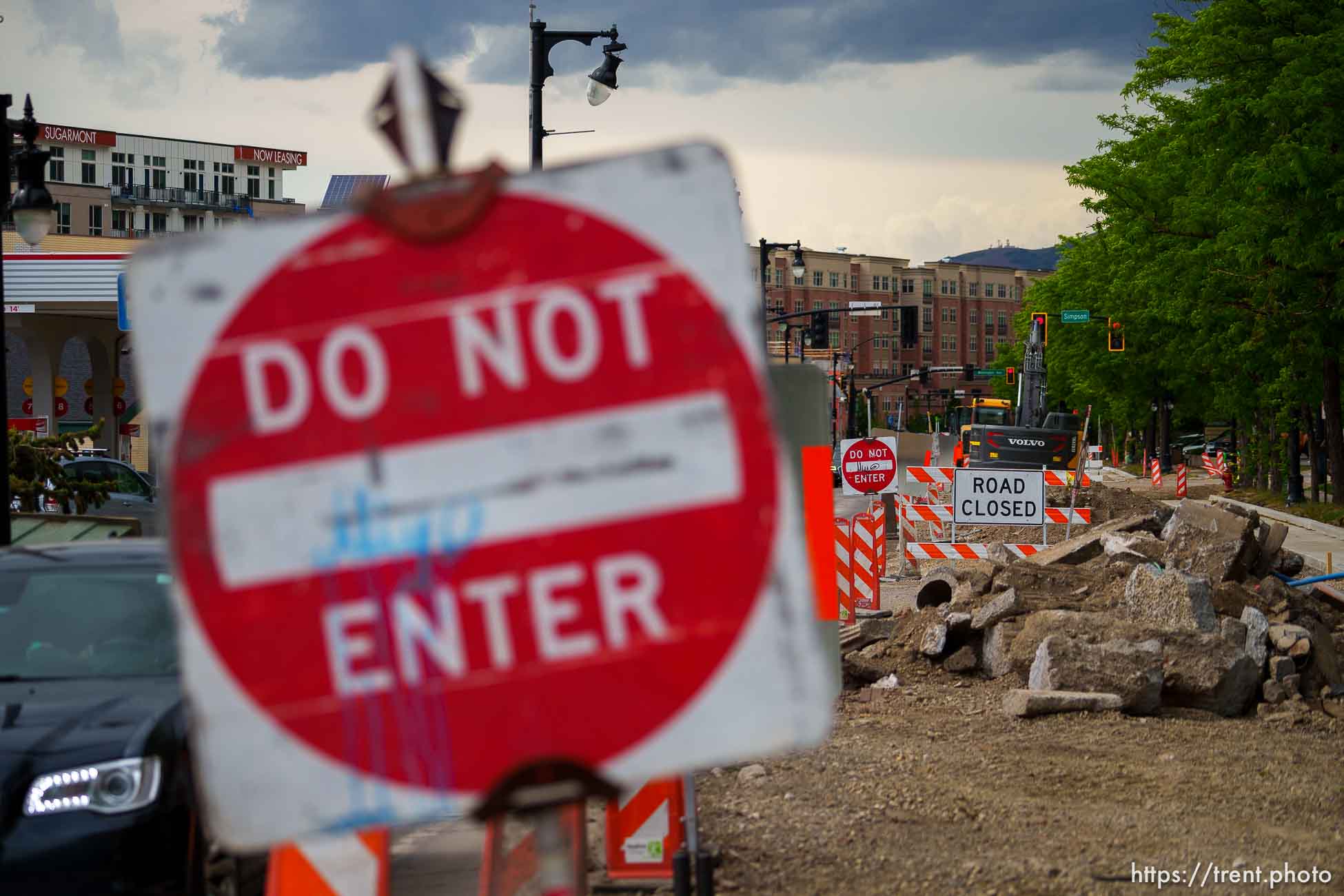 (Trent Nelson  |  The Salt Lake Tribune) Road construction on Highland Drive in Salt Lake City on Thursday, June 1, 2023.