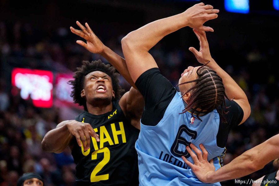 (Trent Nelson  |  The Salt Lake Tribune) Utah Jazz guard Collin Sexton (2) and Memphis Grizzlies forward Kenneth Lofton Jr. (6) as the Utah Jazz host the Memphis Grizzlies, NBA basketball in Salt Lake City on Wednesday, Nov. 1, 2023.