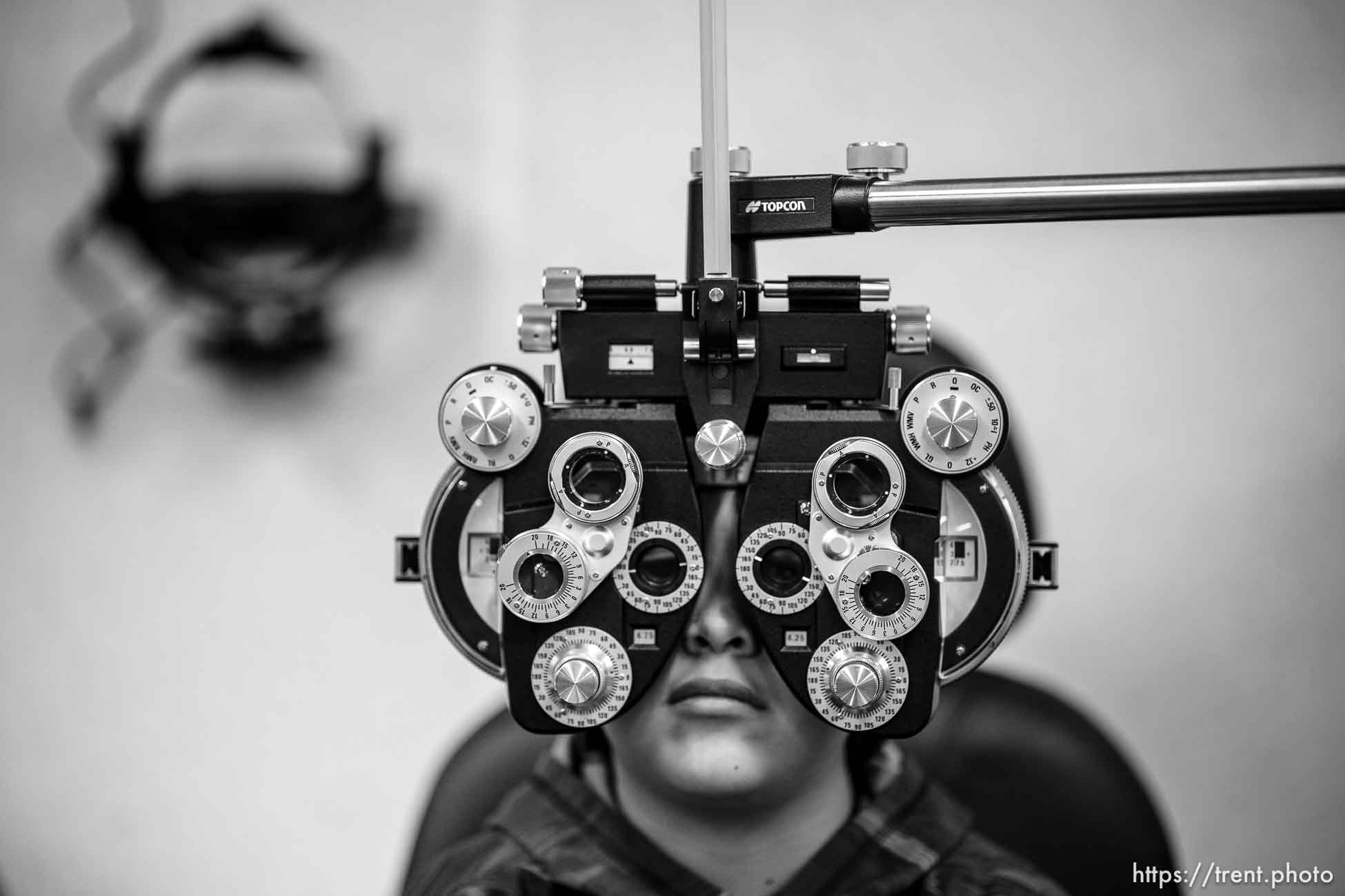 (Trent Nelson  |  The Salt Lake Tribune) Hendrick Valderrama has his eyes checked at the vision clinic in Salt Lake City's Parkview Elementary on Friday, Dec. 1, 2023.