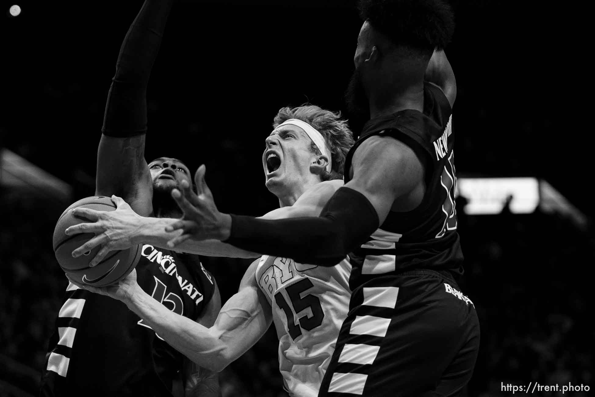(Trent Nelson  |  The Salt Lake Tribune) Brigham Young Cougars guard Richie Saunders (15) as BYU hosts Cincinnati, NCAA basketball in Provo on Saturday, Jan. 6, 2024.